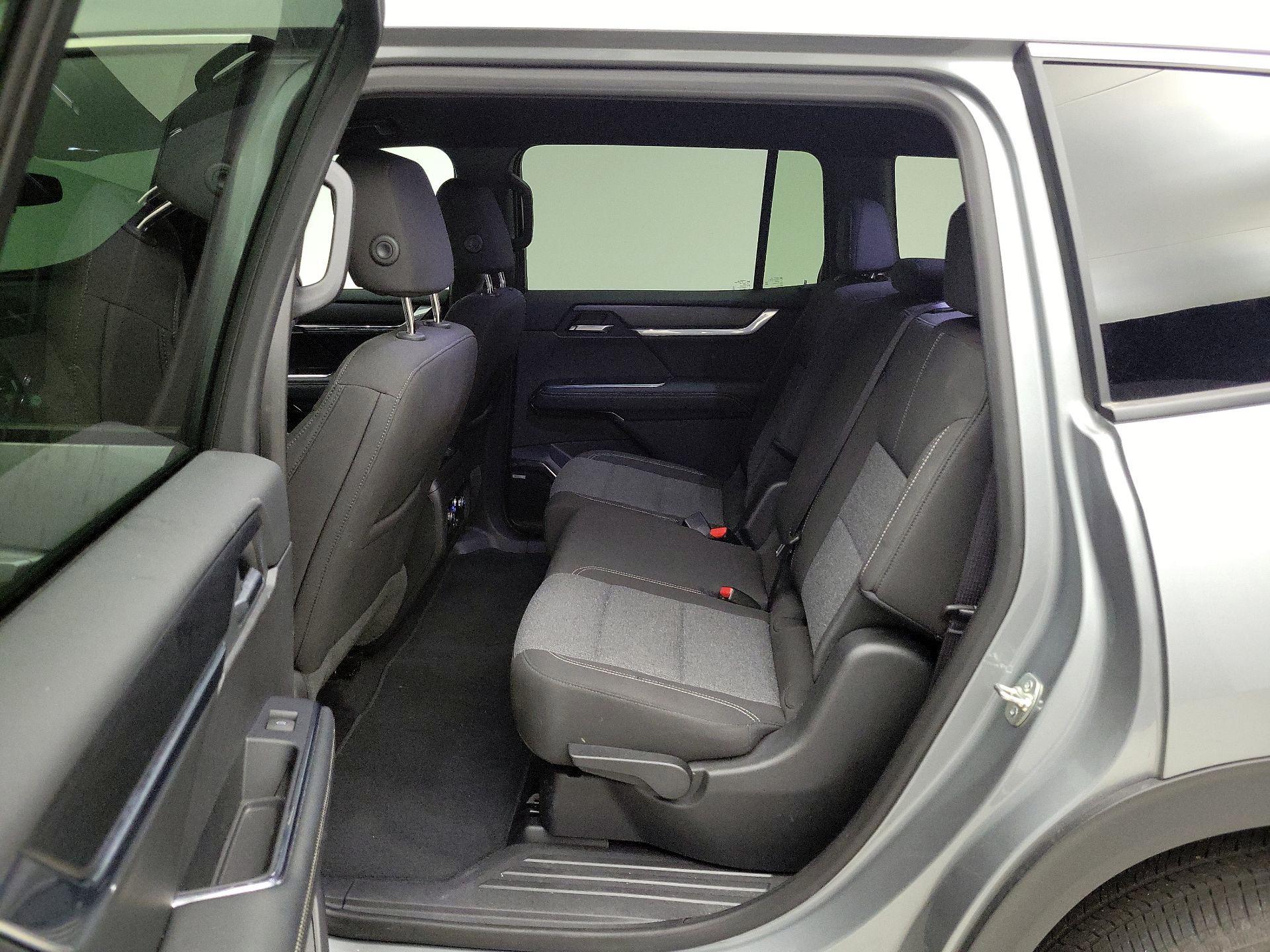 Thumbnail: 2025 GMC Acadia - 20