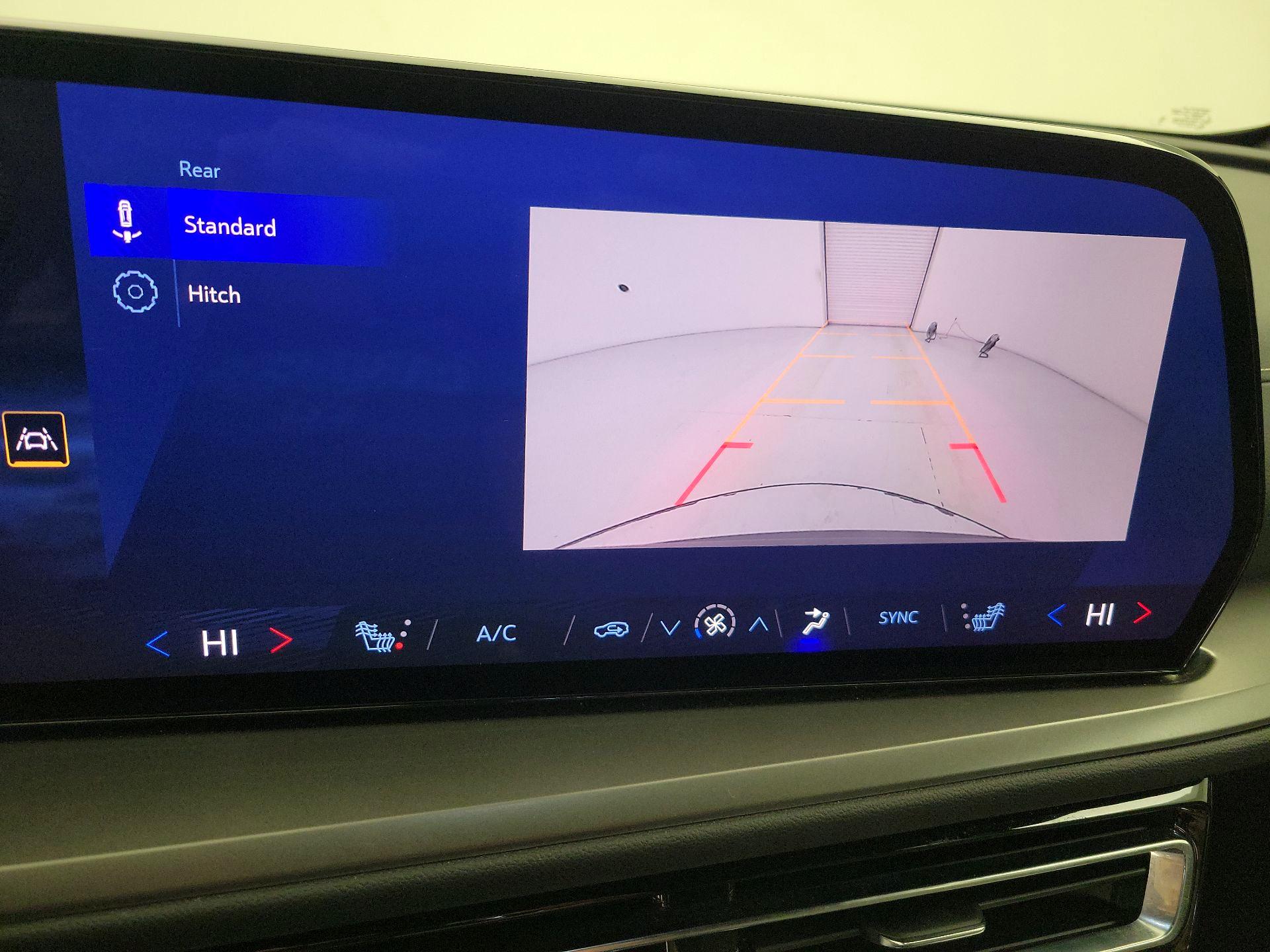 Thumbnail: 2025 Chevrolet Traverse - 14