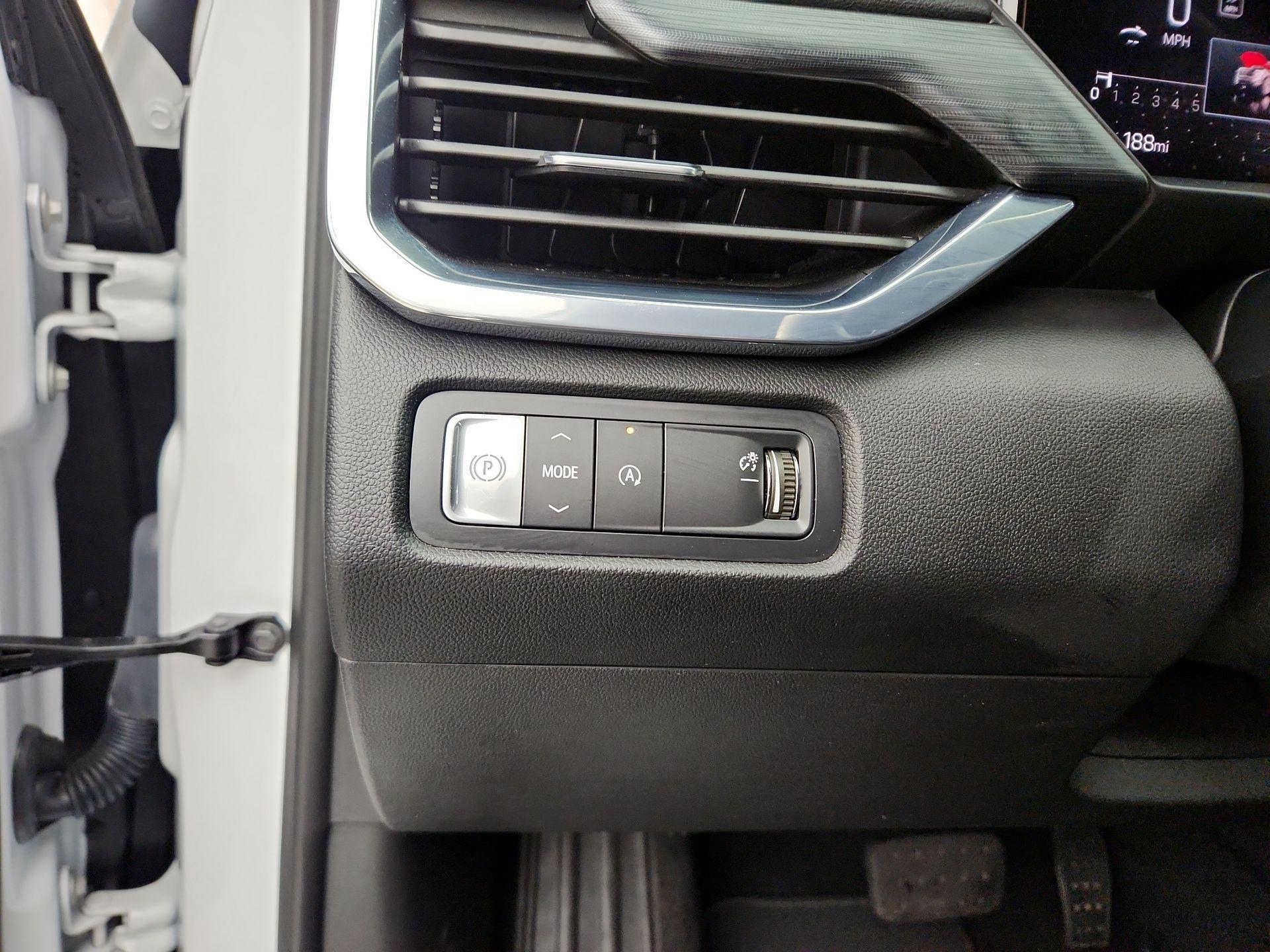 Thumbnail: 2025 GMC Acadia - 13