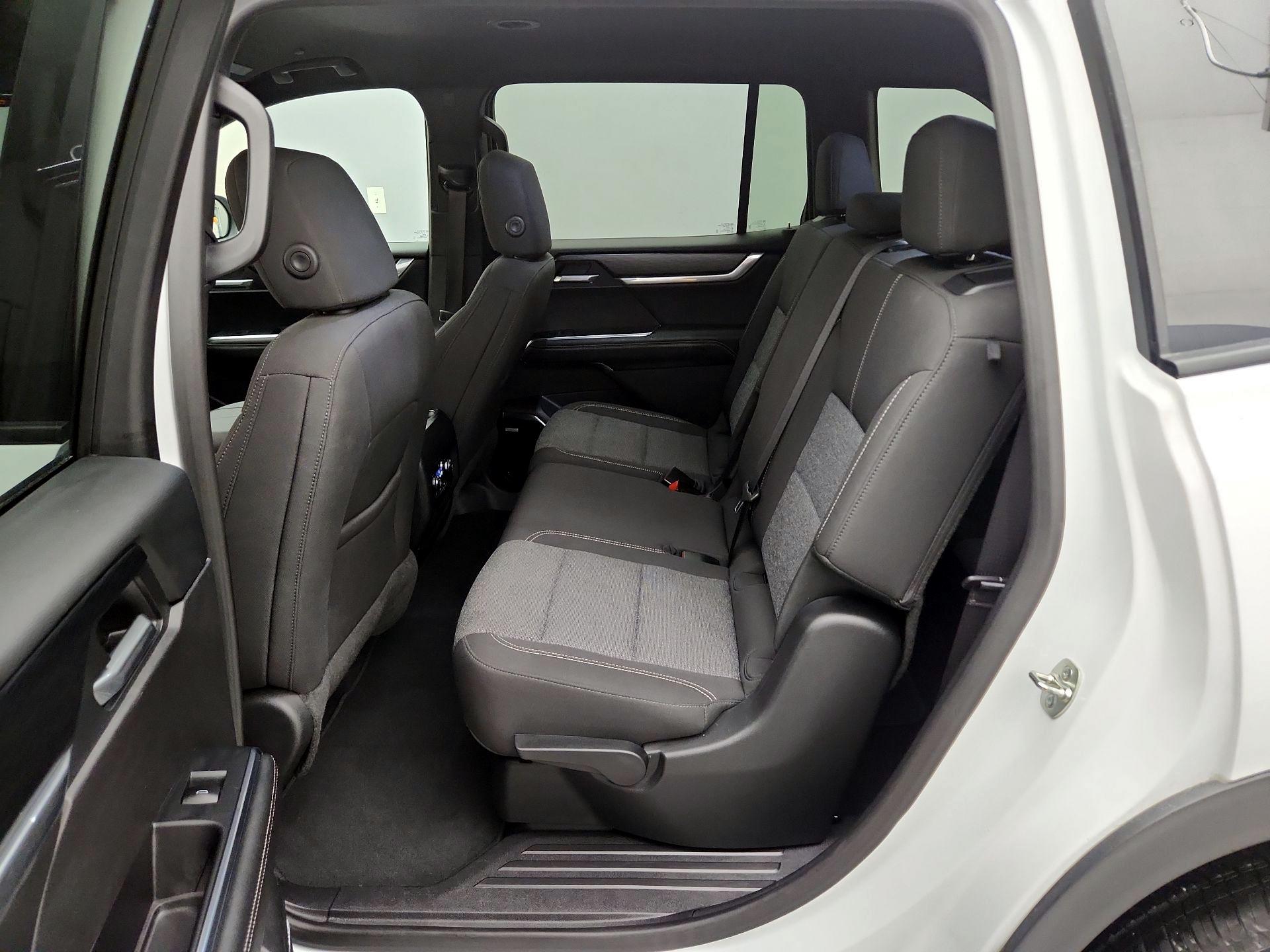 Thumbnail: 2025 GMC Acadia - 20