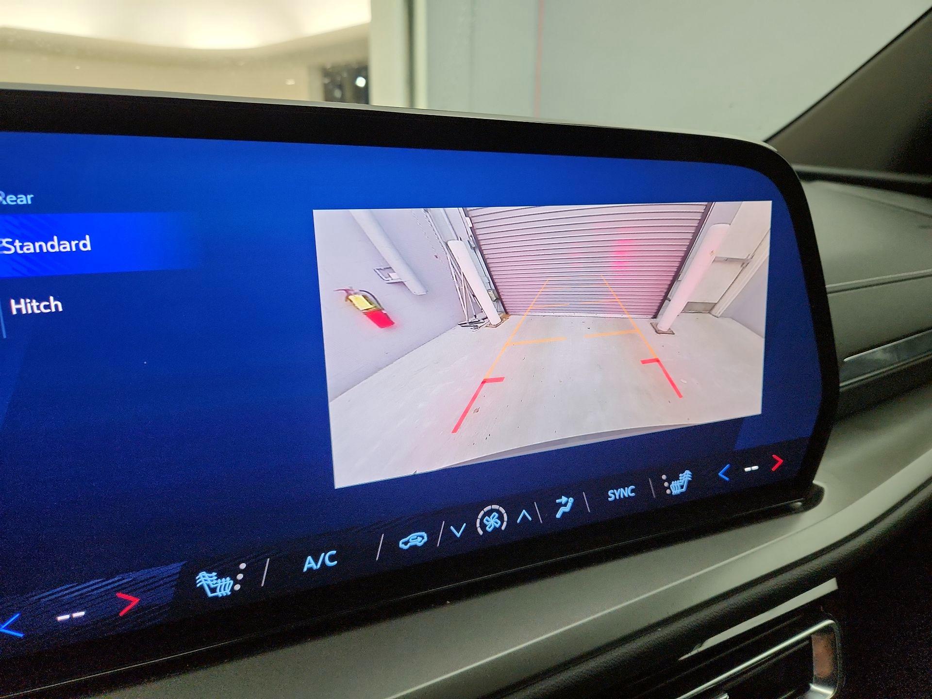 Thumbnail: 2025 Chevrolet Traverse - 15