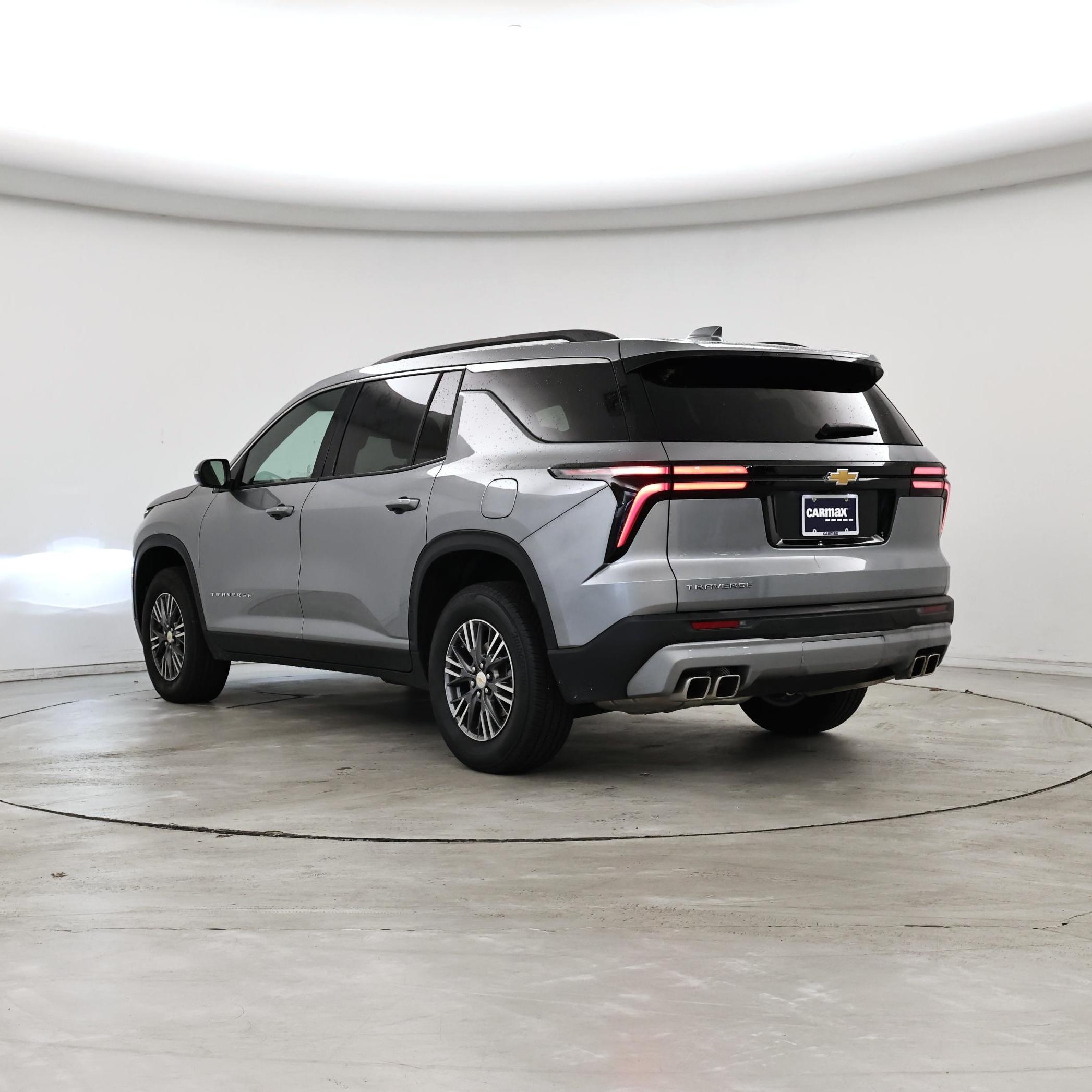 Thumbnail: 2025 Chevrolet Traverse - 2