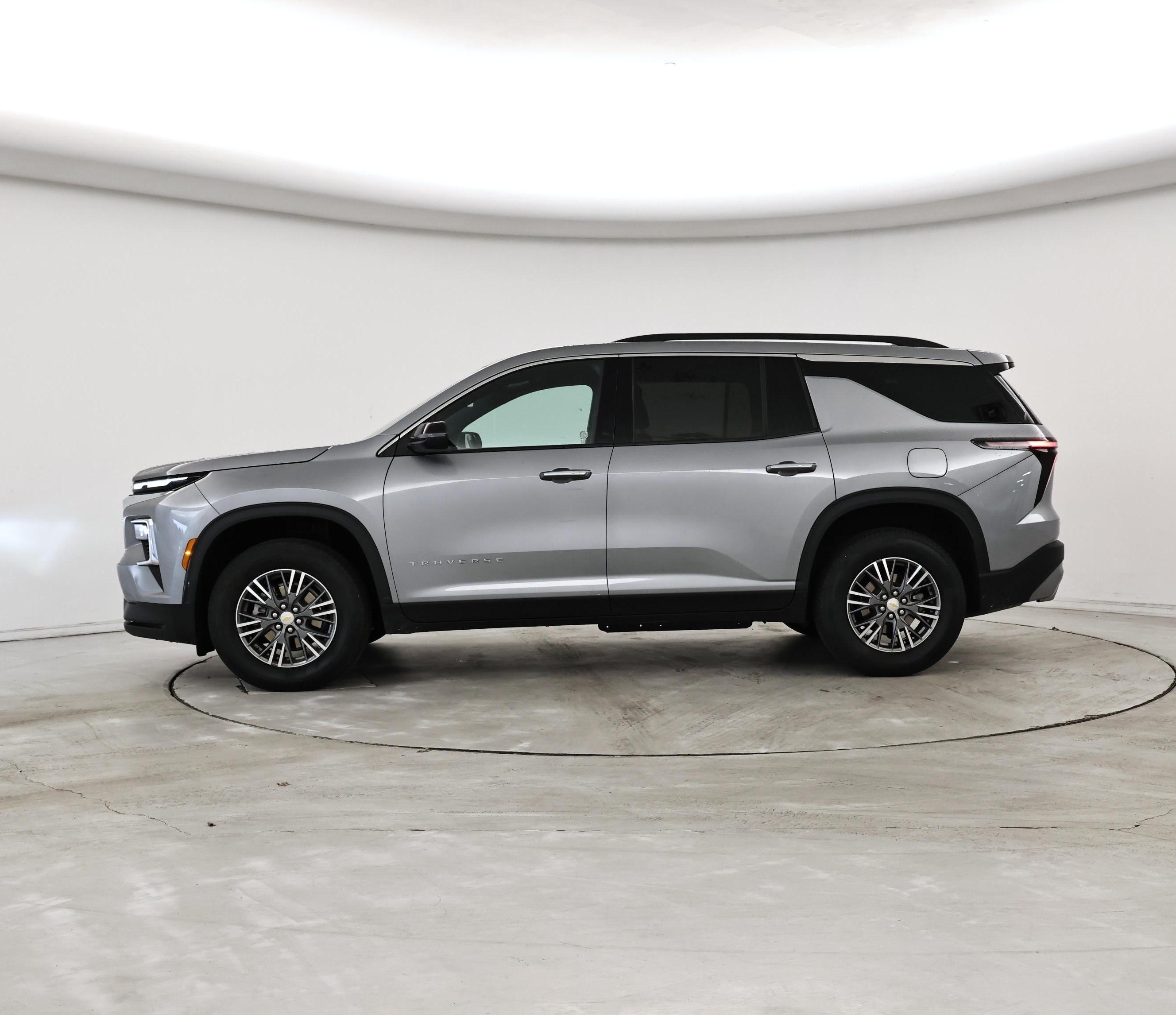 Thumbnail: 2025 Chevrolet Traverse - 3