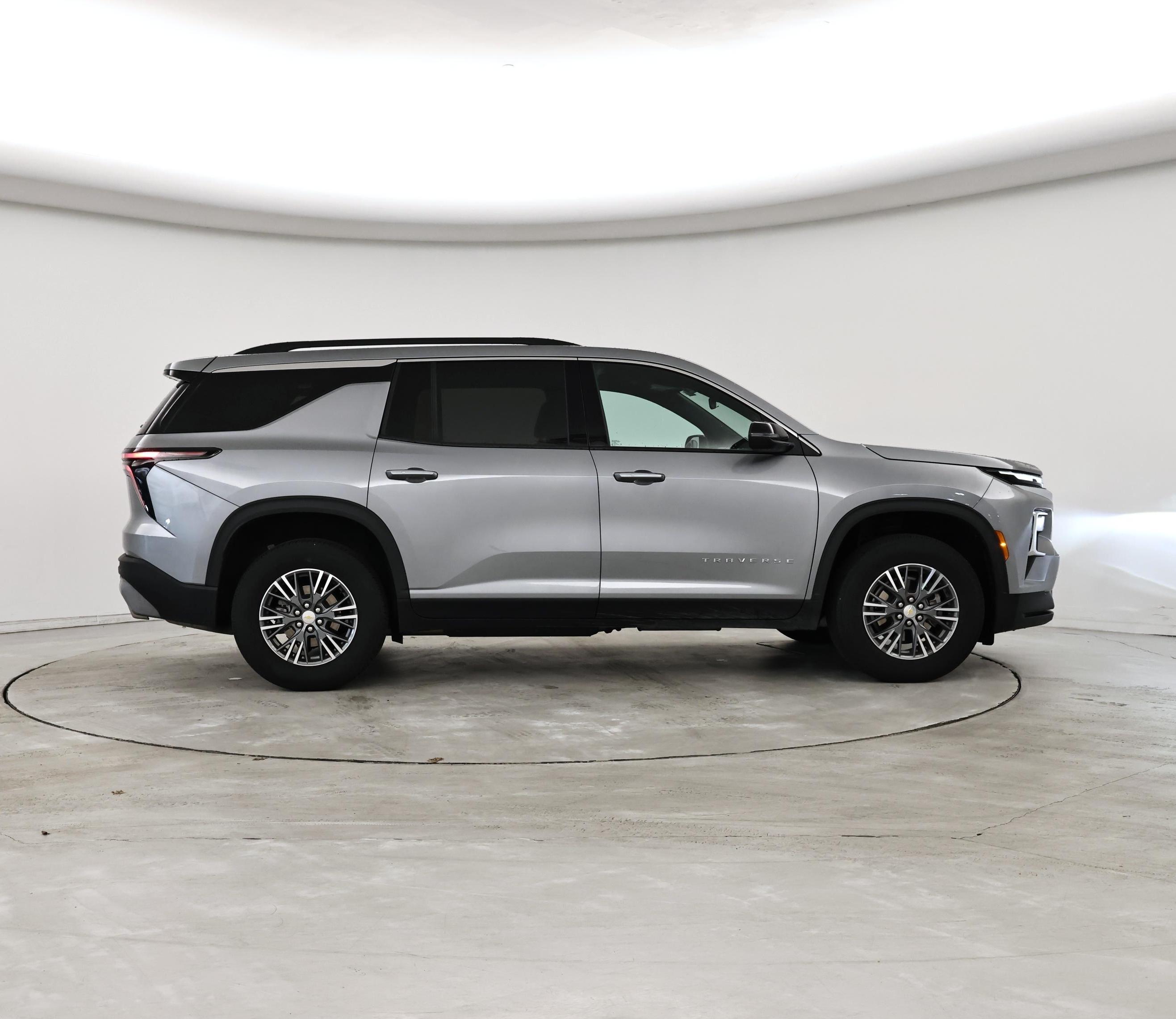 Thumbnail: 2025 Chevrolet Traverse - 7