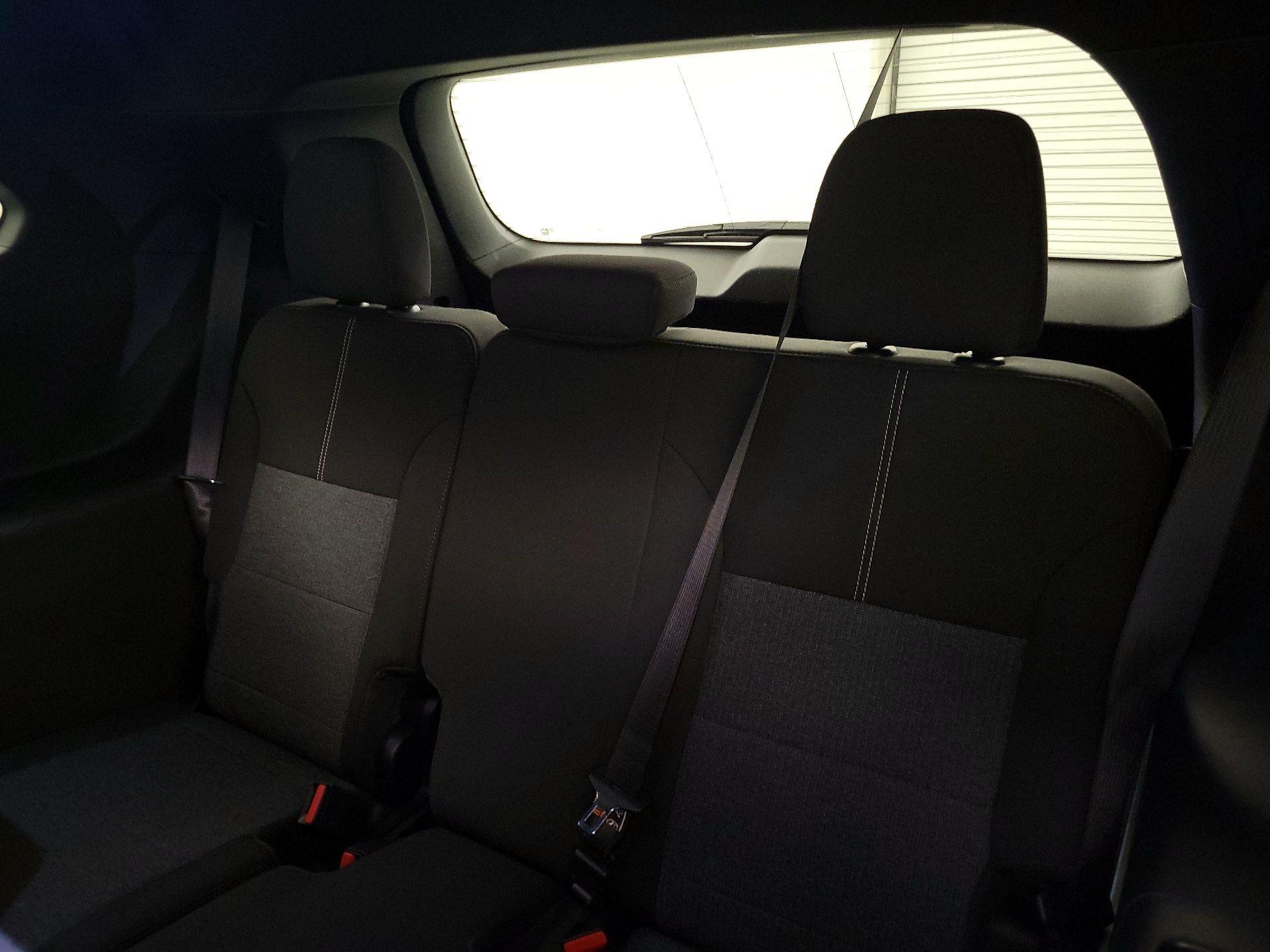 Thumbnail: 2025 GMC Acadia - 19