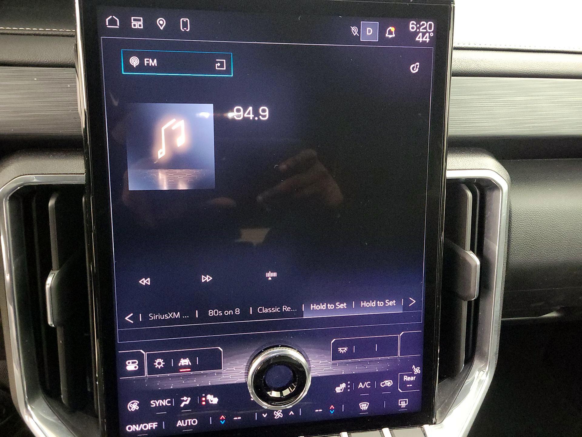 Thumbnail: 2025 GMC Acadia - 16