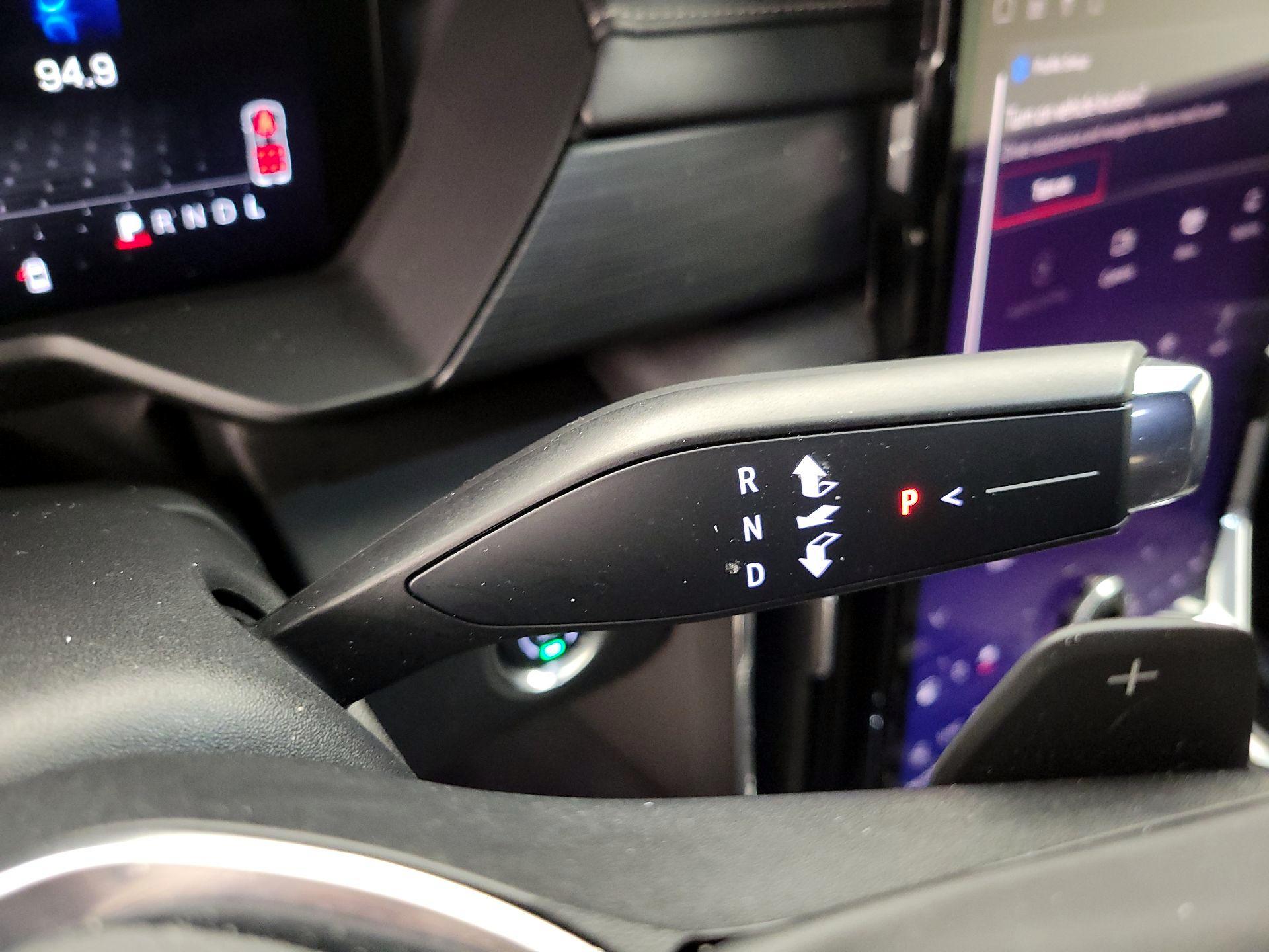 Thumbnail: 2025 GMC Acadia - 18