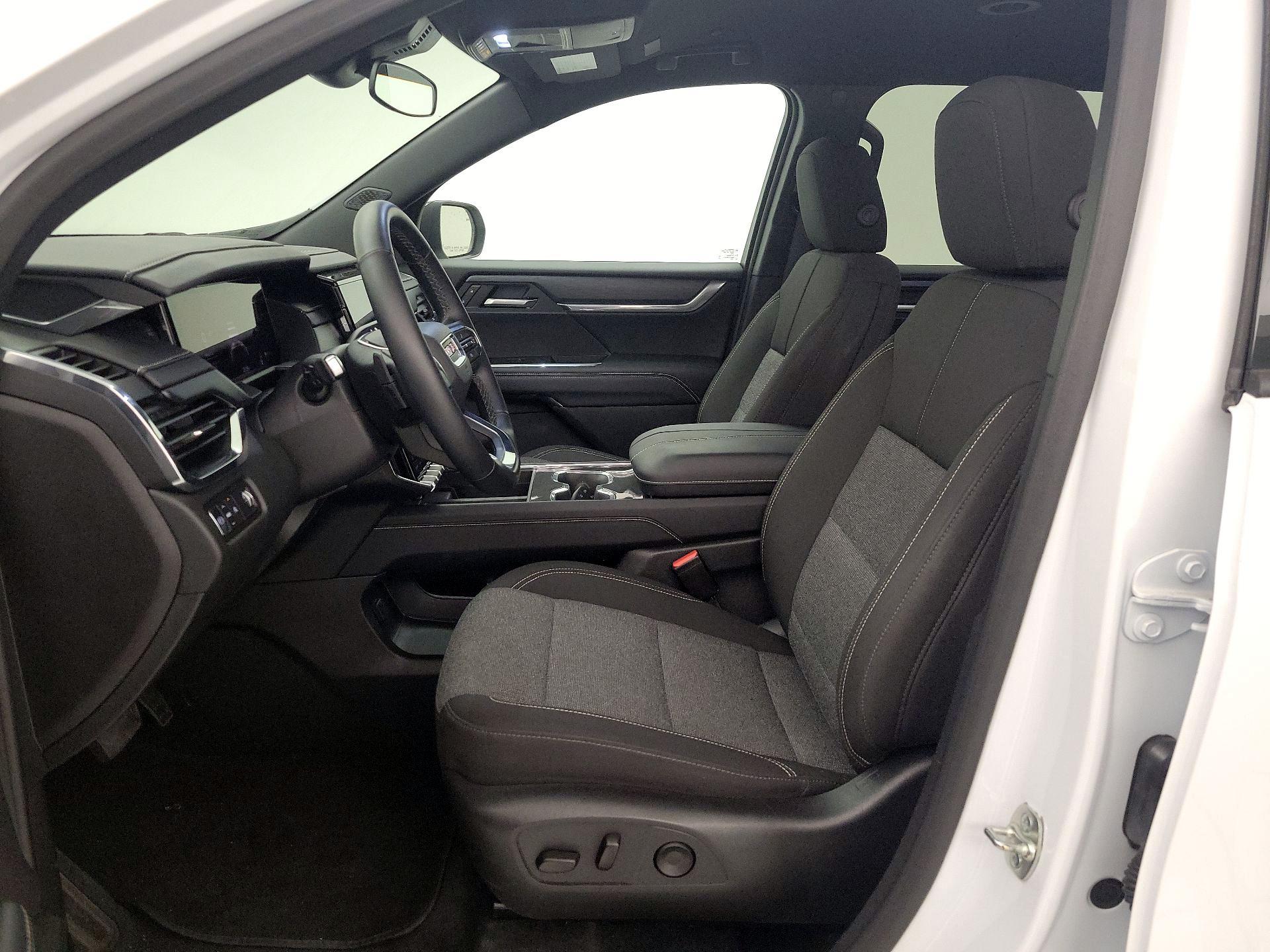 Thumbnail: 2025 GMC Acadia - 11