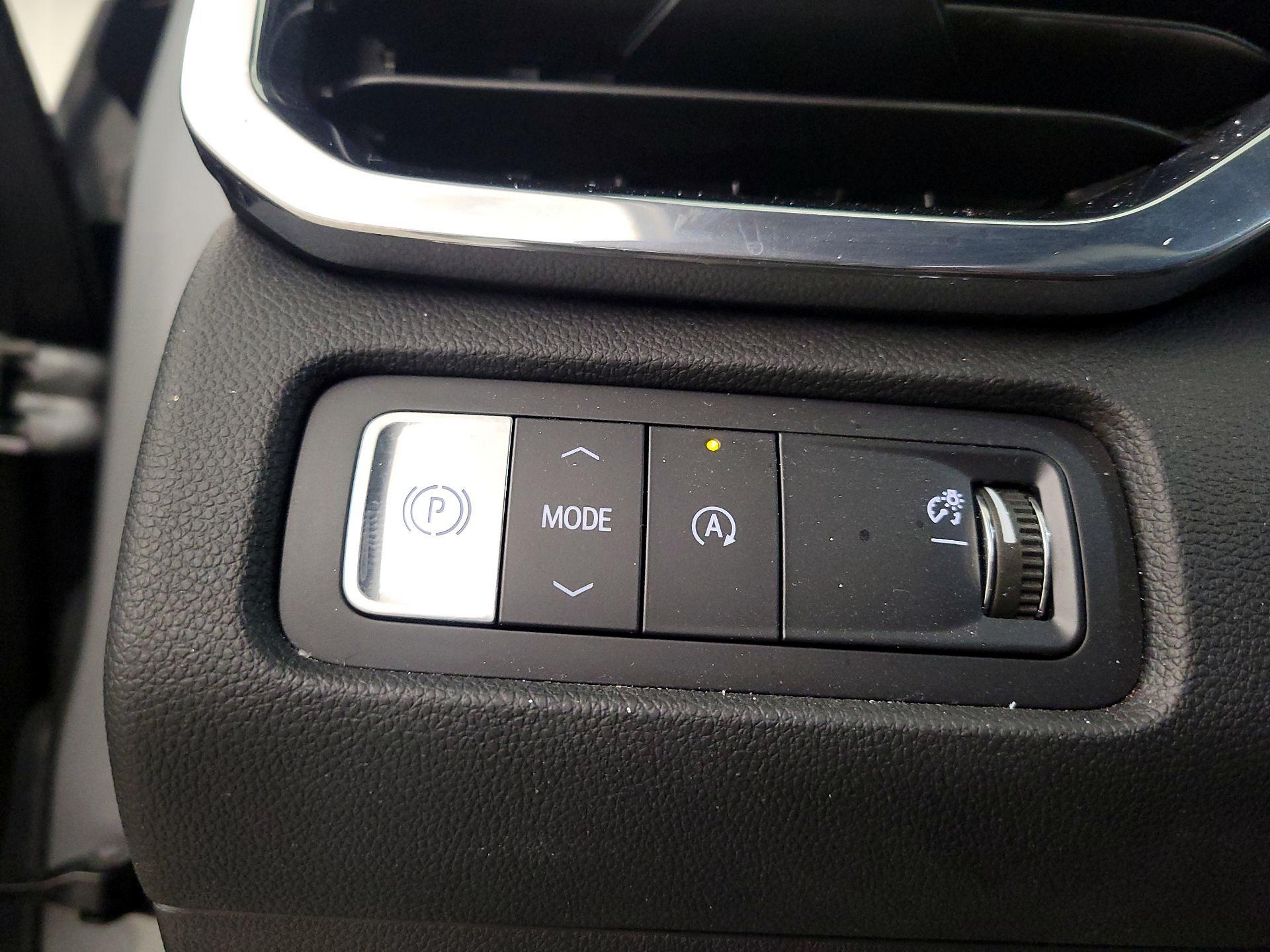 Thumbnail: 2025 GMC Acadia - 13