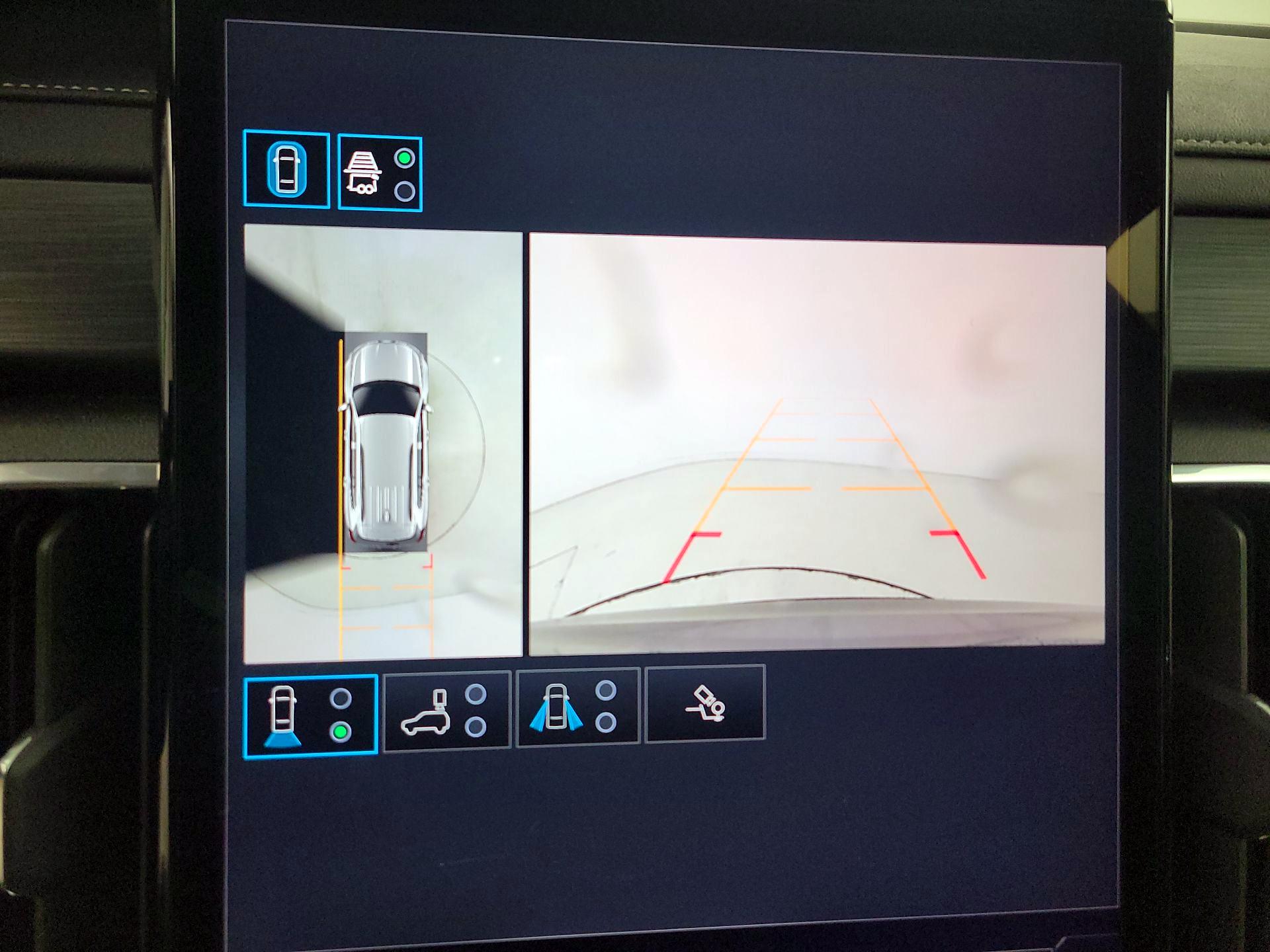 Thumbnail: 2025 GMC Acadia - 15