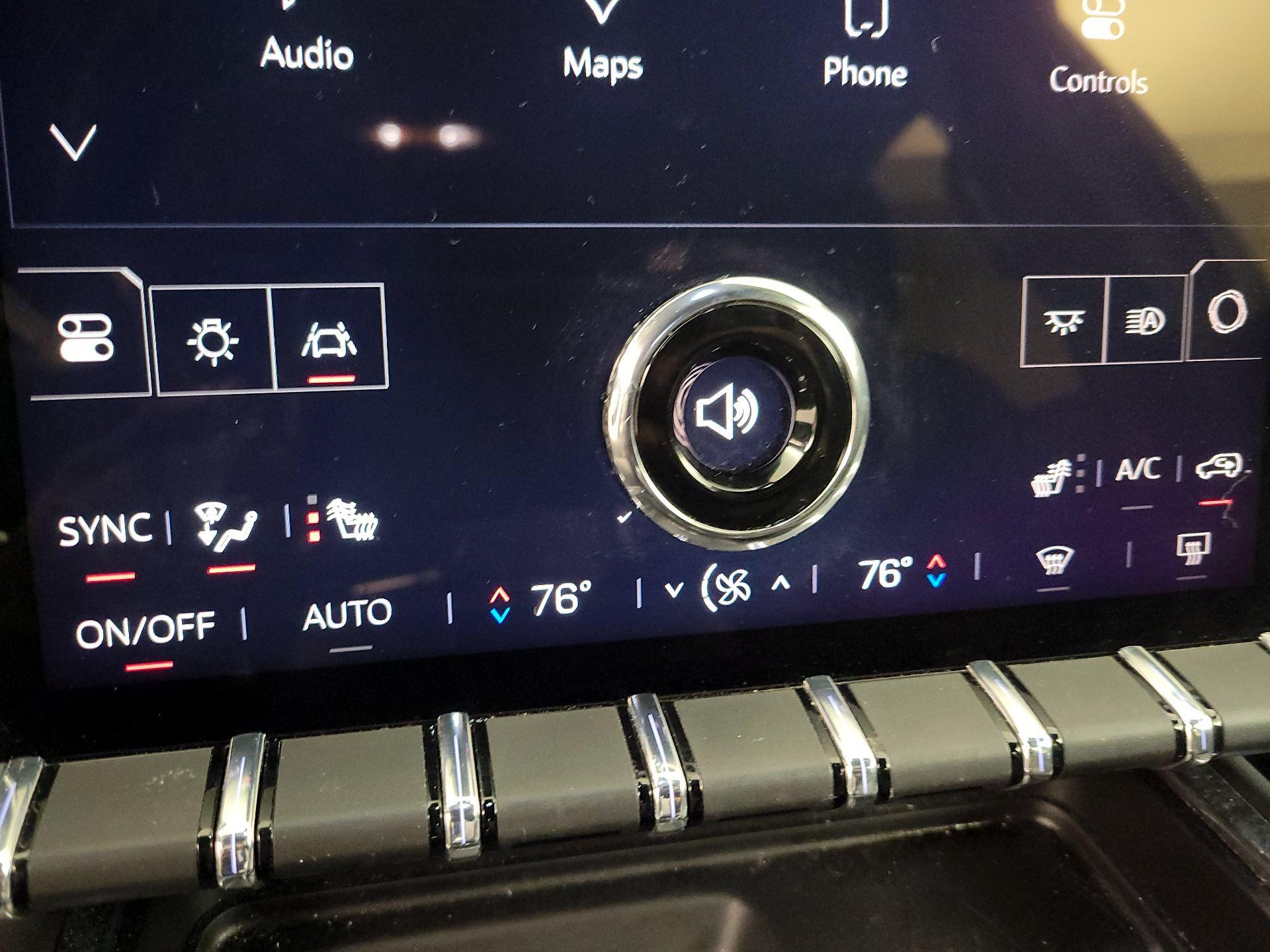 Thumbnail: 2025 GMC Acadia - 17