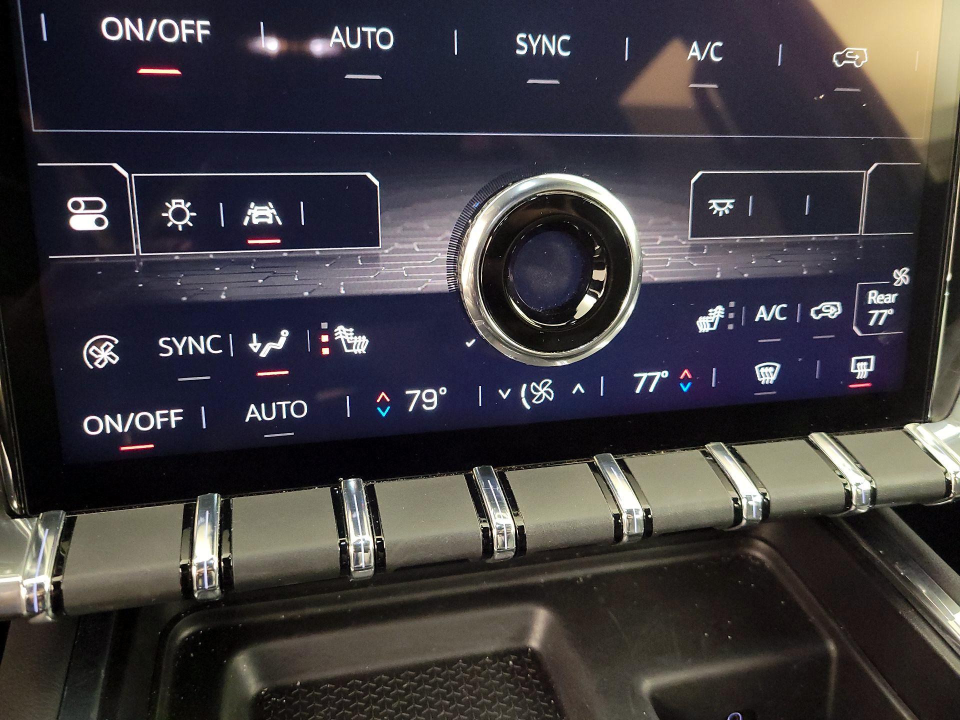 Thumbnail: 2025 GMC Acadia - 17