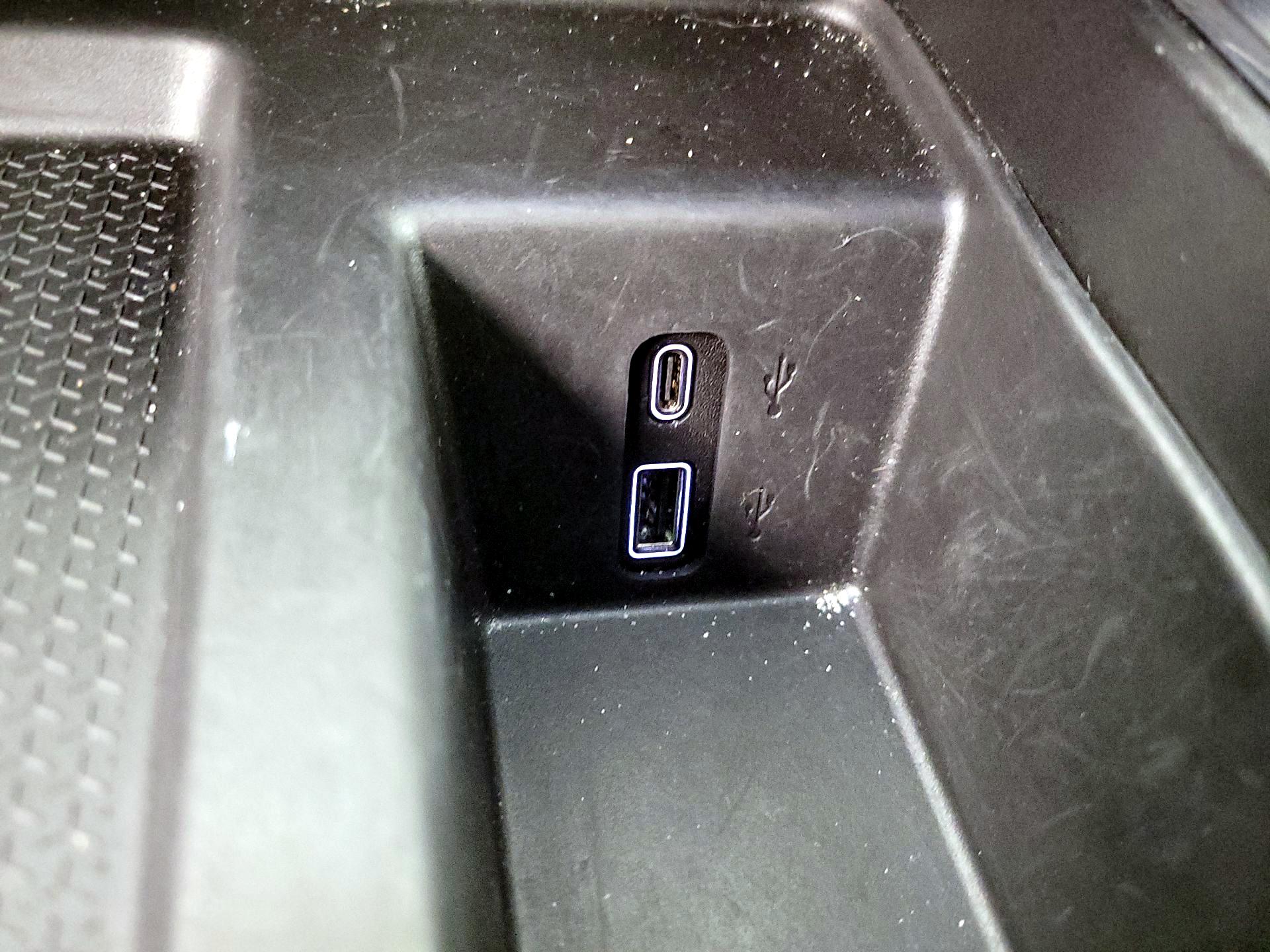 Thumbnail: 2025 GMC Acadia - 19