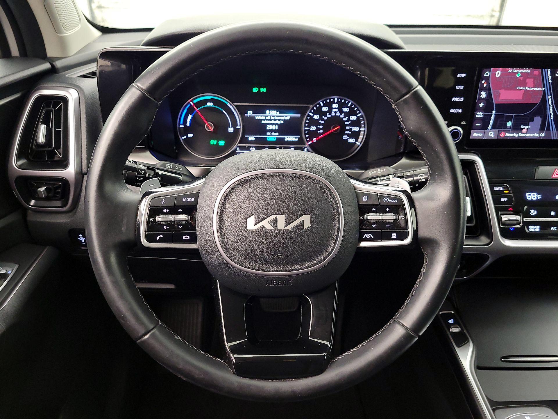 Thumbnail: 2023 Kia Sorento - 10