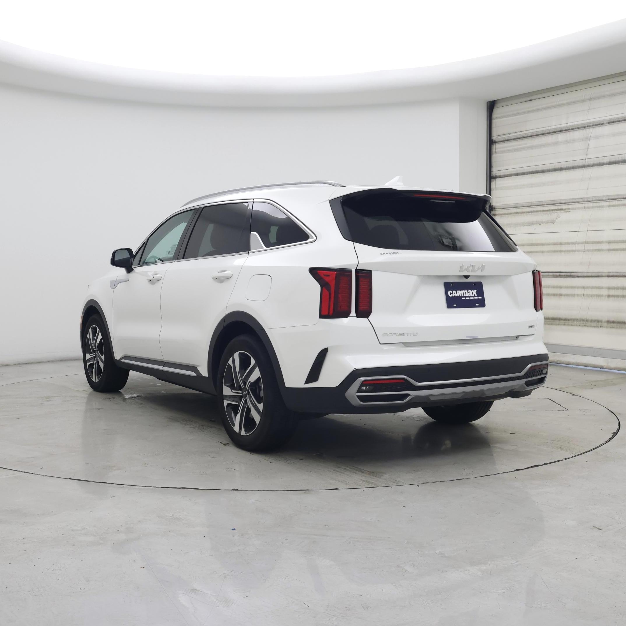 Thumbnail: 2023 Kia Sorento - 2