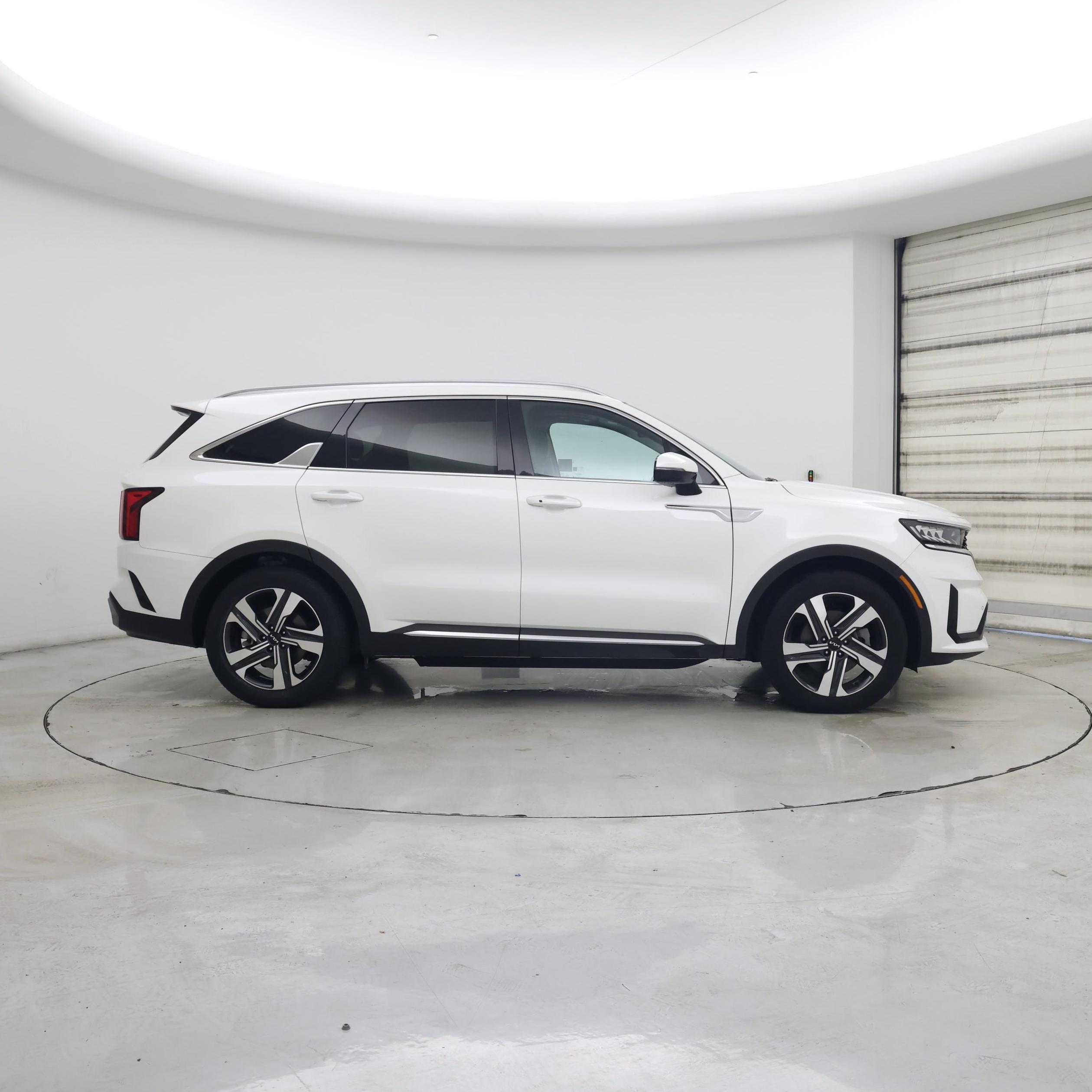 Thumbnail: 2023 Kia Sorento - 7