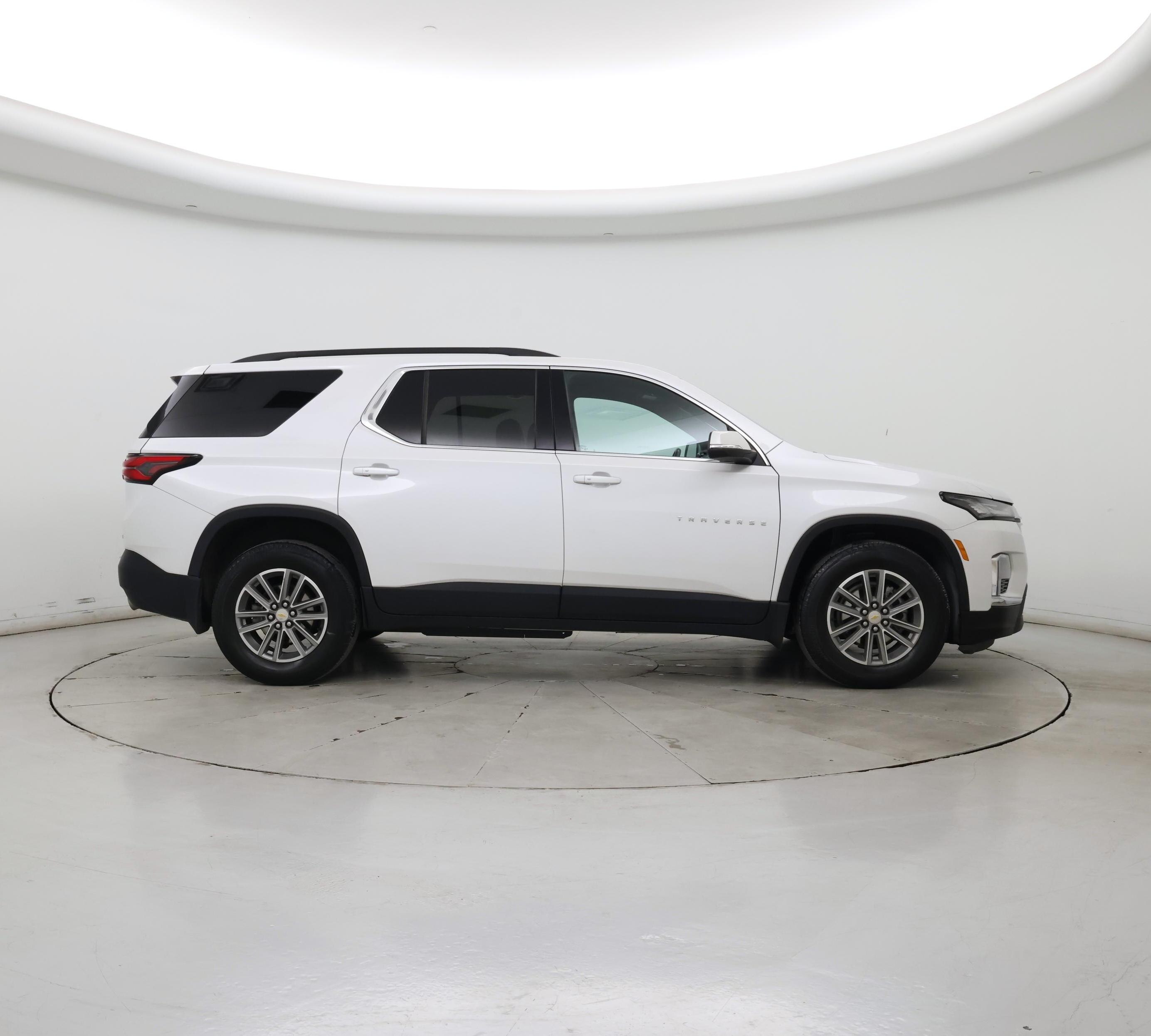 Thumbnail: 2023 Chevrolet Traverse - 7