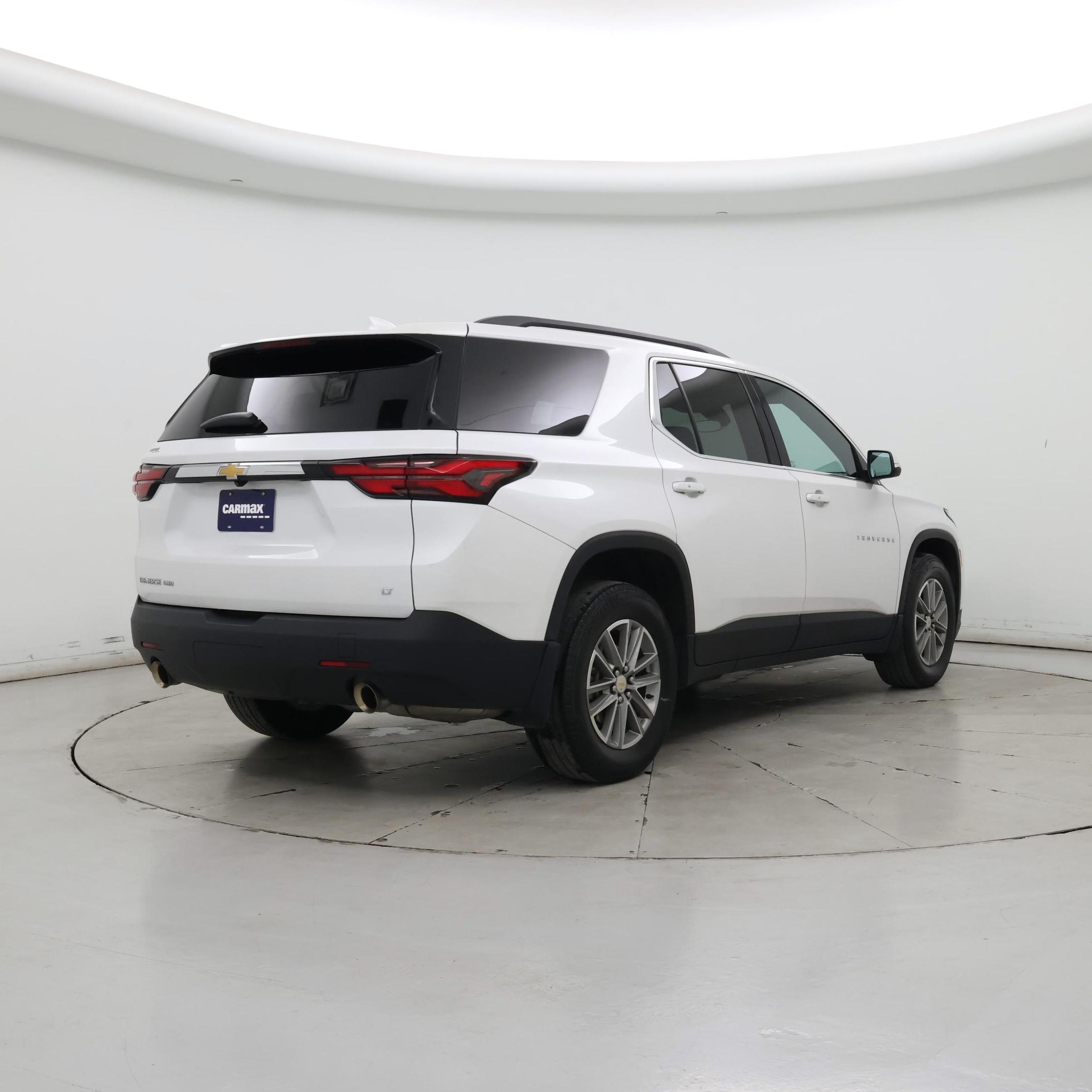 Thumbnail: 2023 Chevrolet Traverse - 8