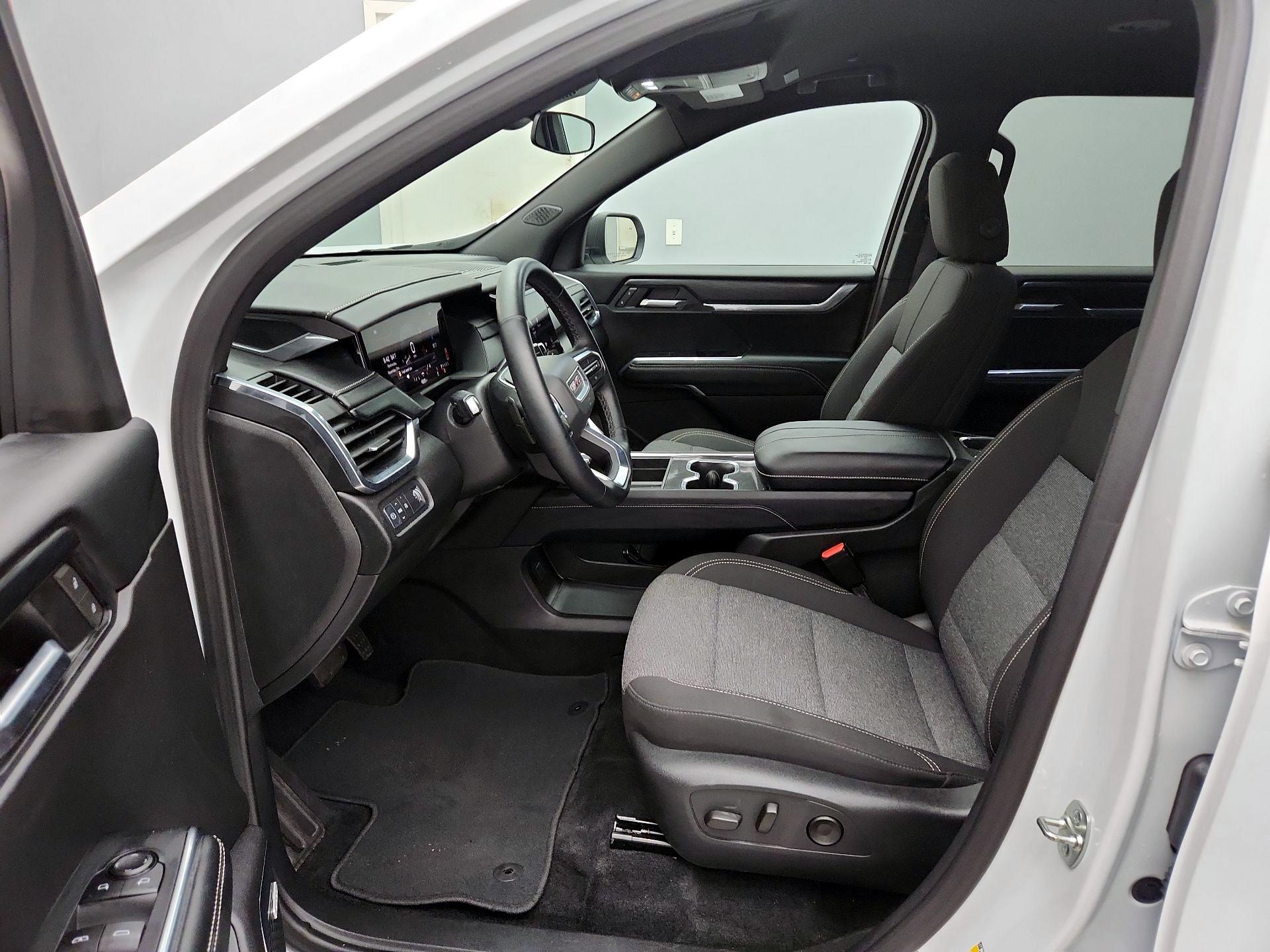 Thumbnail: 2025 GMC Acadia - 11