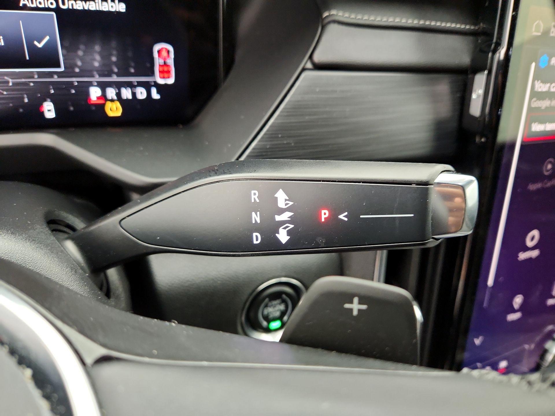 Thumbnail: 2025 GMC Acadia - 17