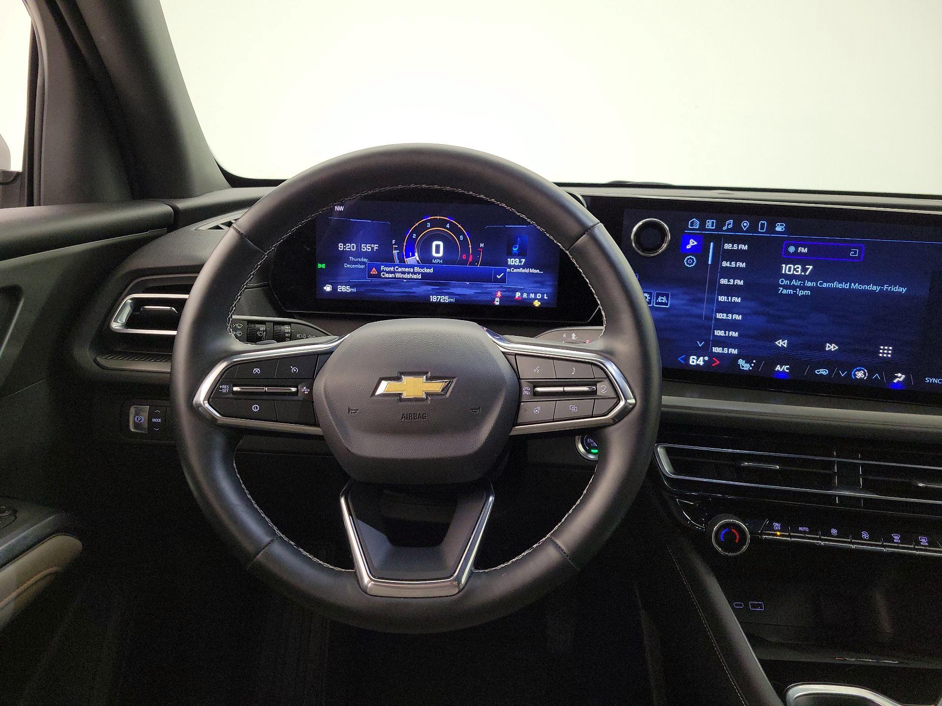 Thumbnail: 2025 Chevrolet Traverse - 10