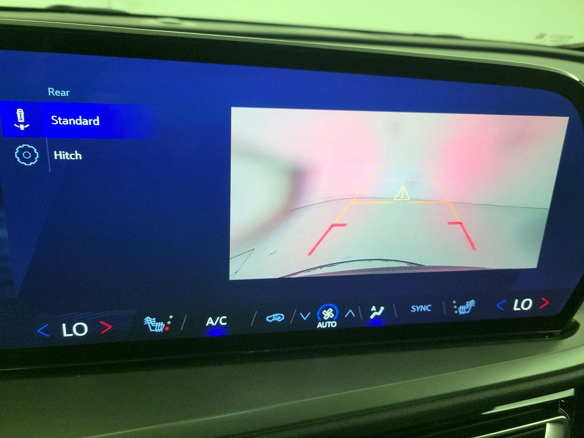 Thumbnail: 2025 Chevrolet Traverse - 15