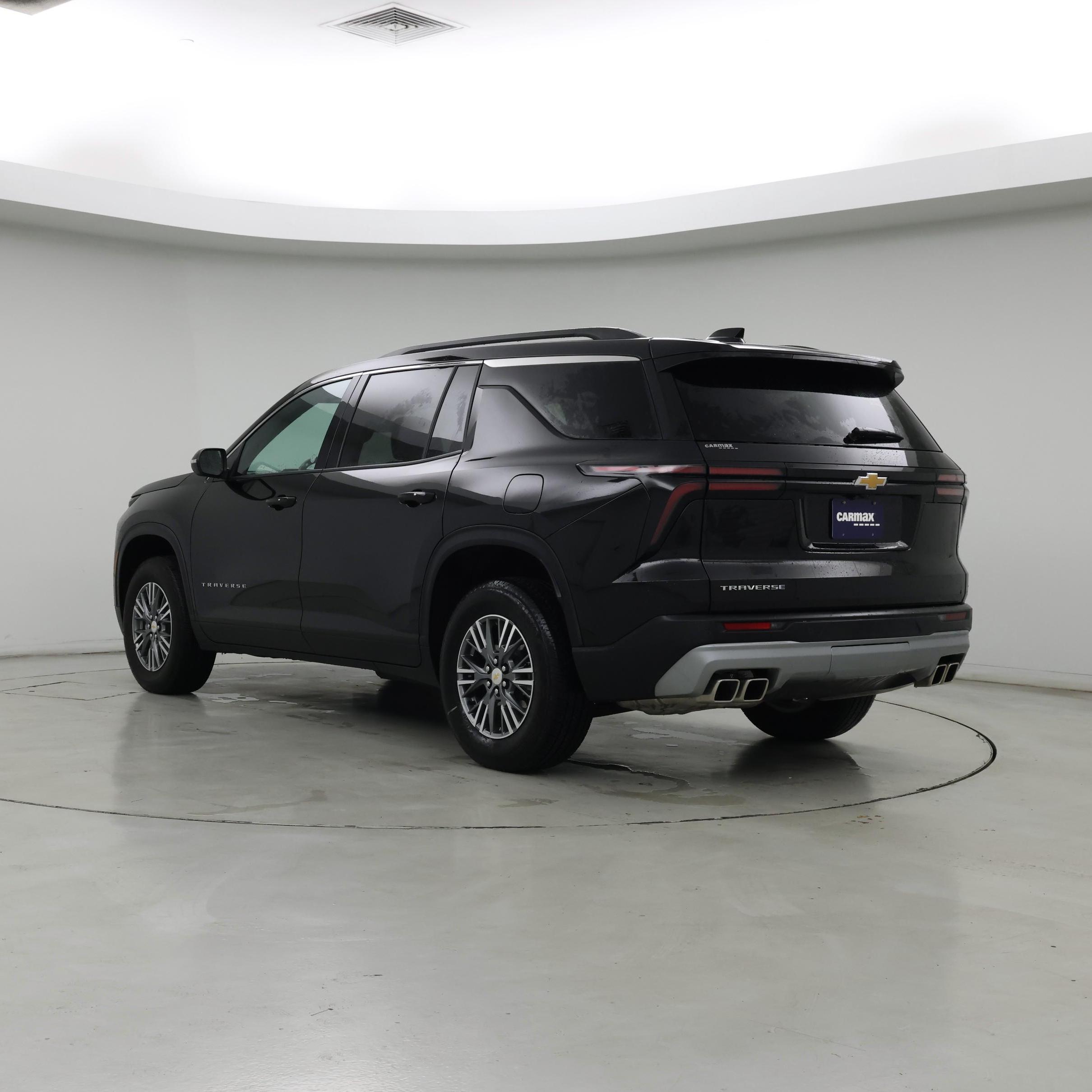 Thumbnail: 2025 Chevrolet Traverse - 2