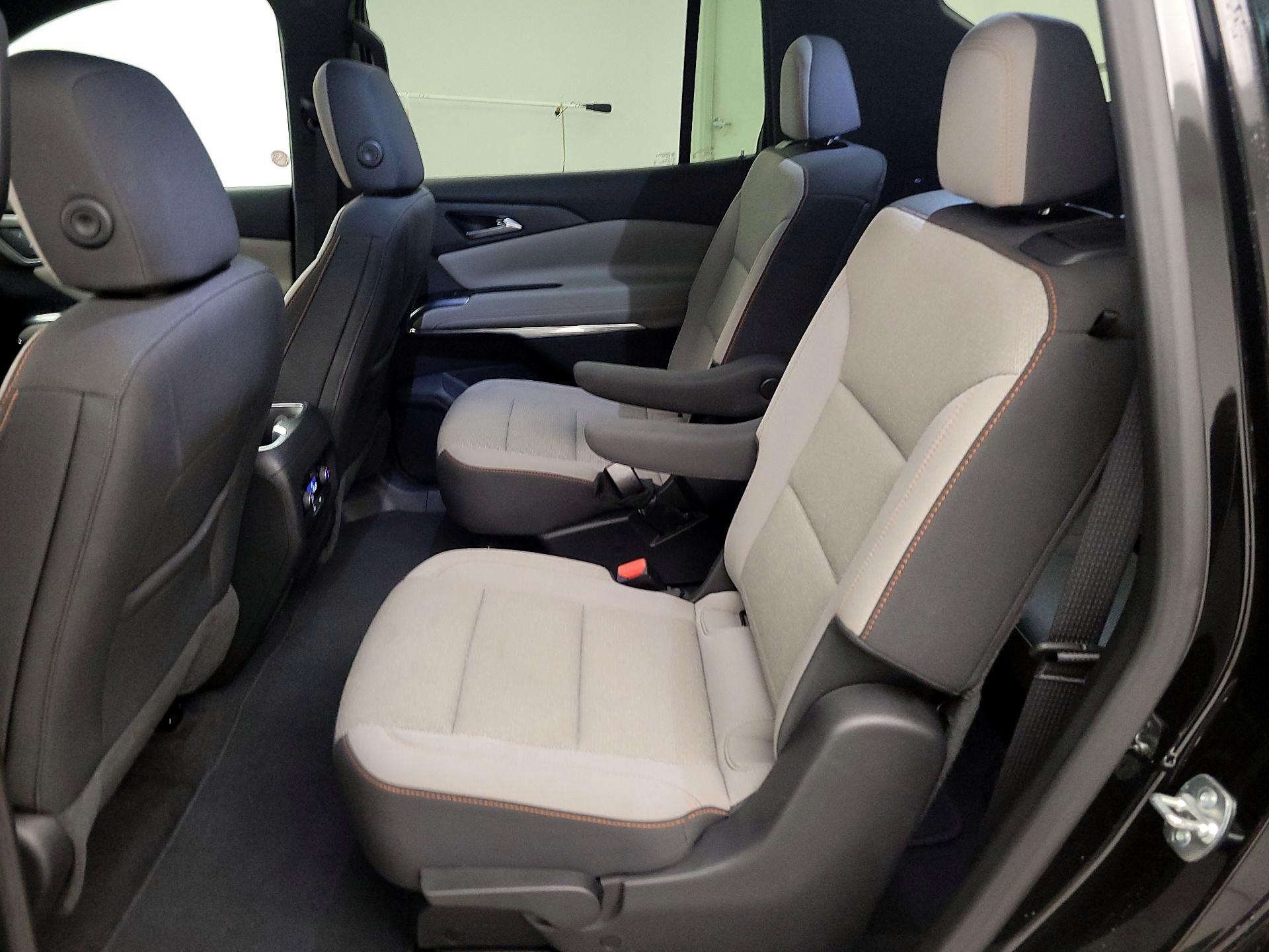 Thumbnail: 2025 Chevrolet Traverse - 20