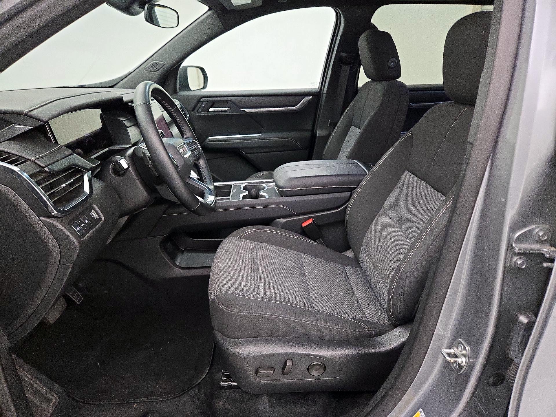 Thumbnail: 2025 GMC Acadia - 11