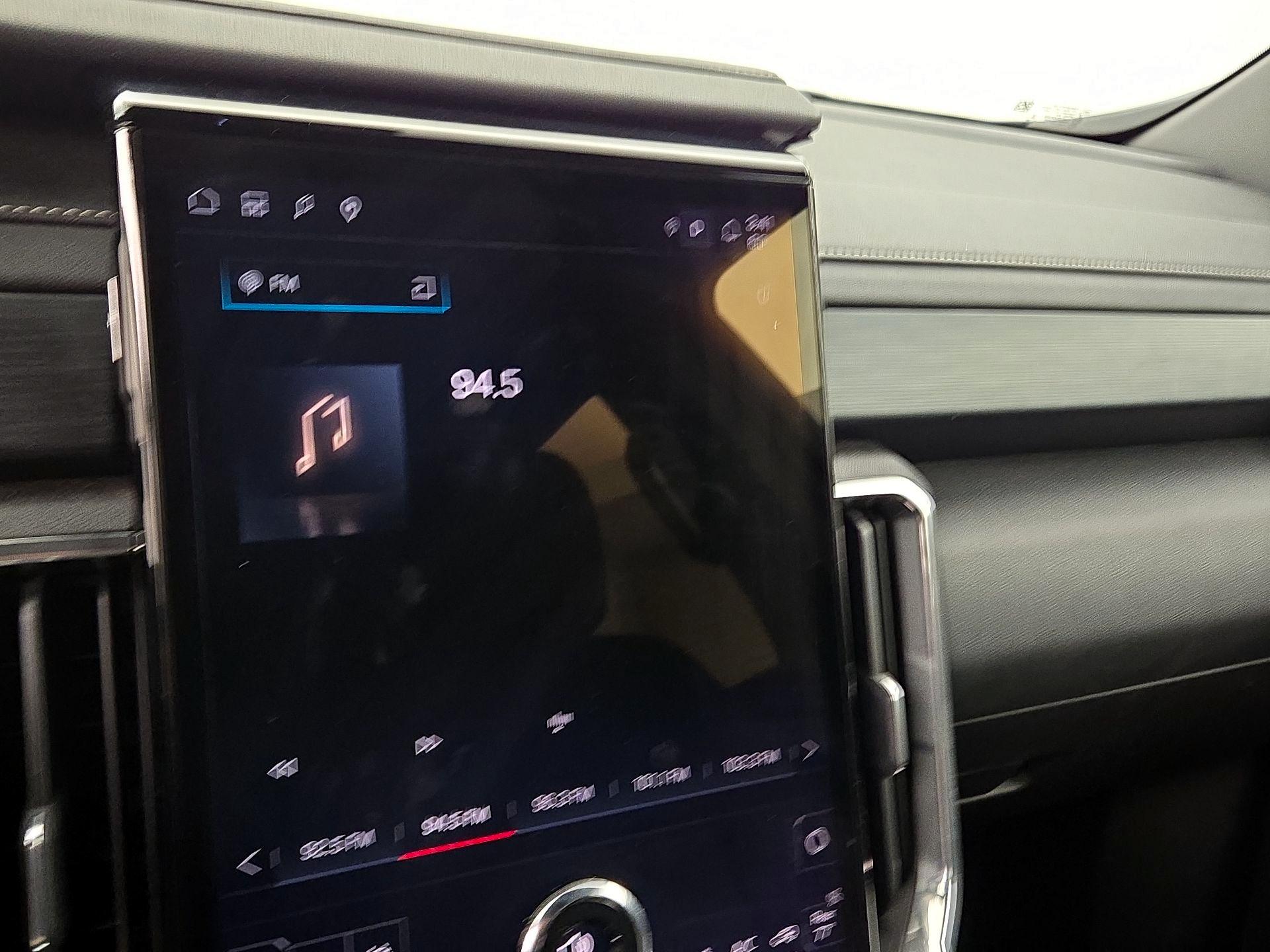 Thumbnail: 2025 GMC Acadia - 15