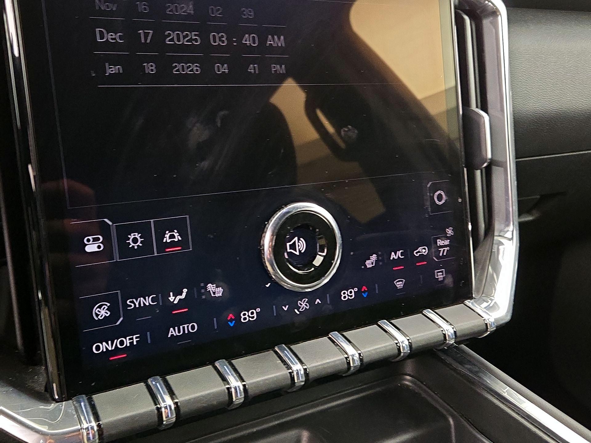 Thumbnail: 2025 GMC Acadia - 16