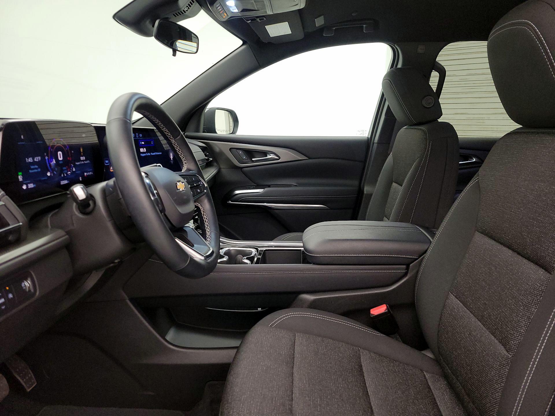 Thumbnail: 2025 Chevrolet Traverse - 11