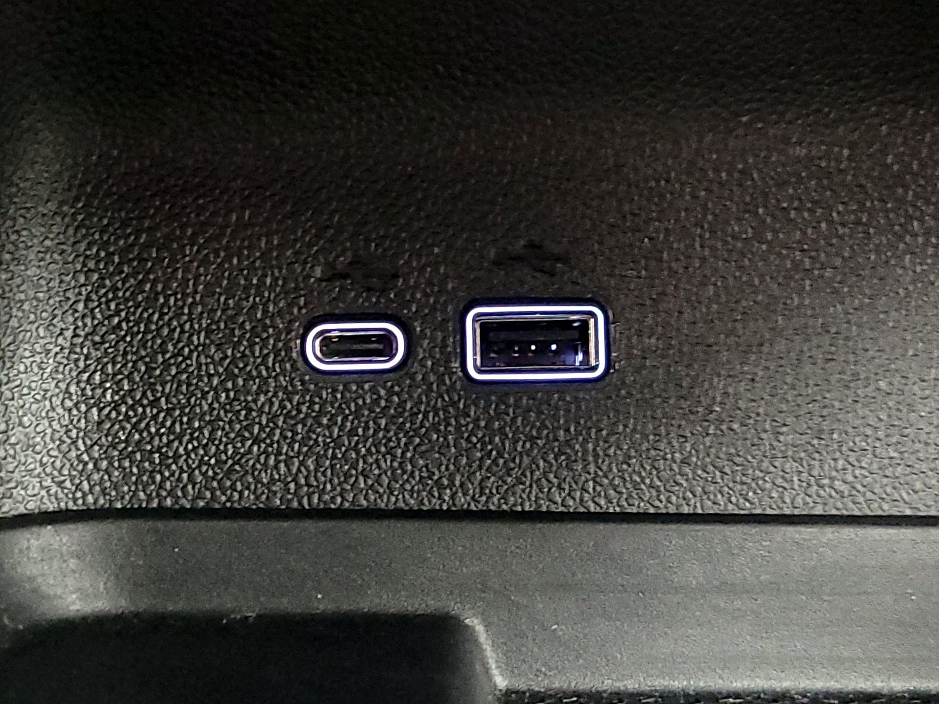 Thumbnail: 2025 Chevrolet Traverse - 18