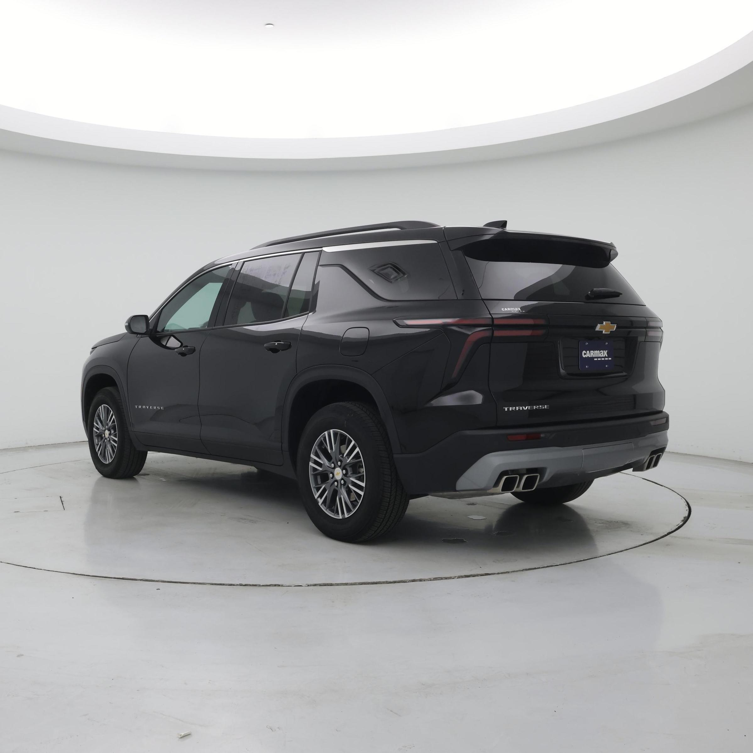 Thumbnail: 2025 Chevrolet Traverse - 2