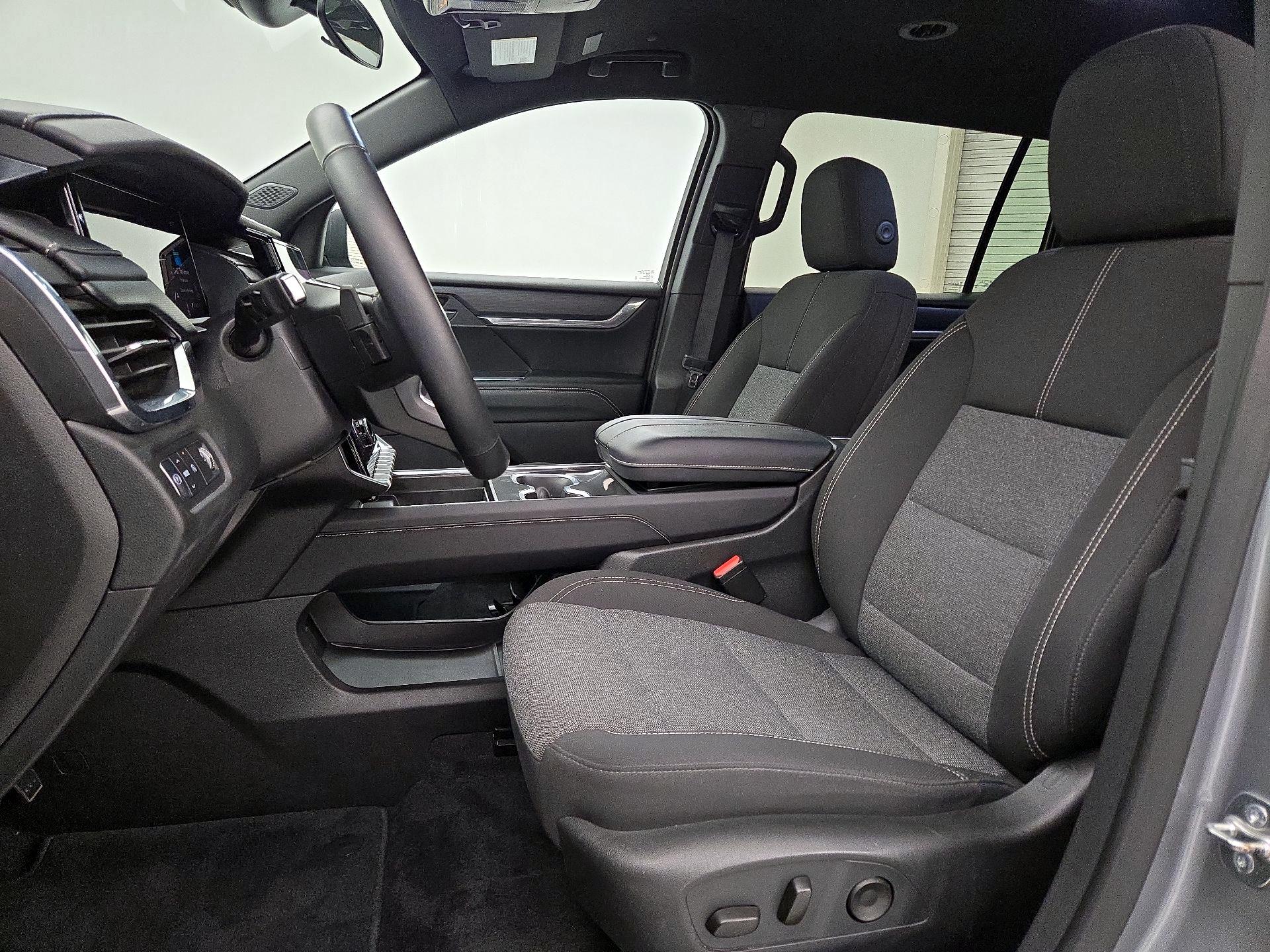 Thumbnail: 2025 GMC Acadia - 11