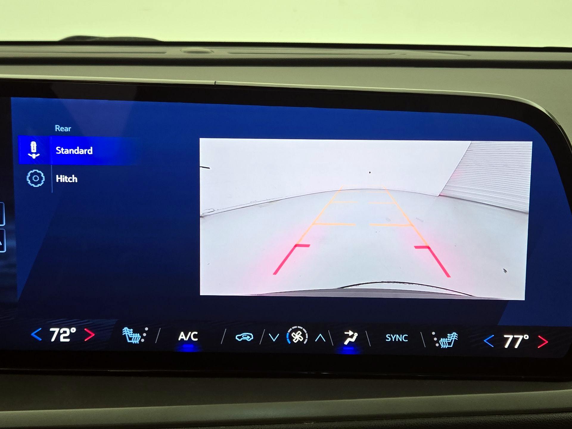 Thumbnail: 2025 Chevrolet Traverse - 14