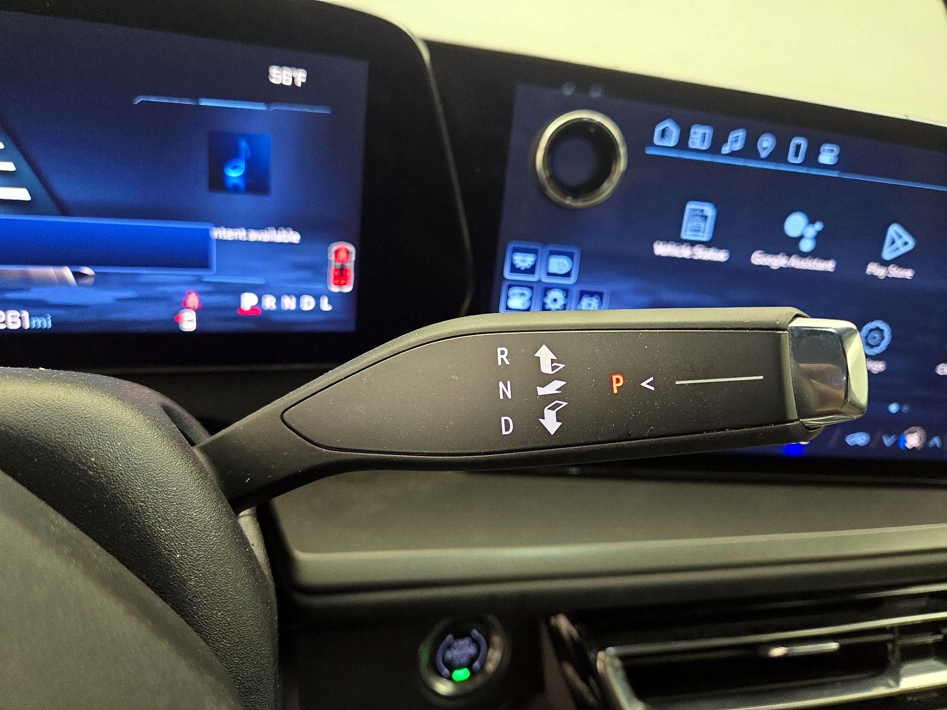 Thumbnail: 2025 Chevrolet Traverse - 17