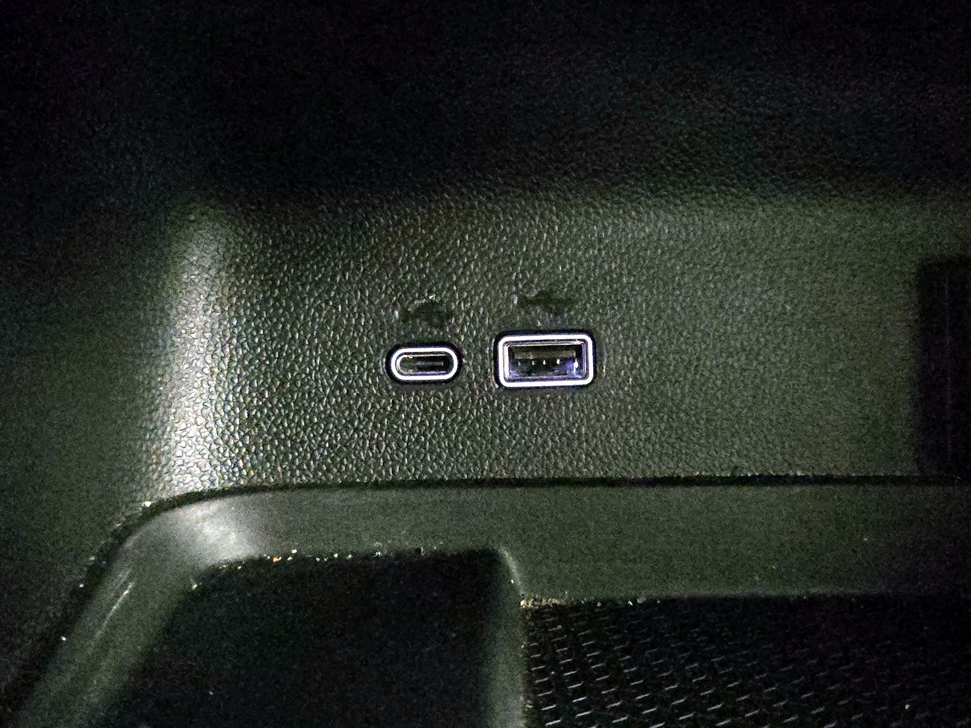 Thumbnail: 2025 Chevrolet Traverse - 18