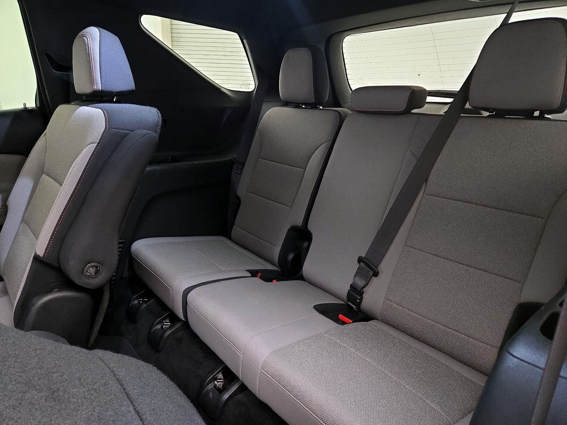 Thumbnail: 2025 Chevrolet Traverse - 20