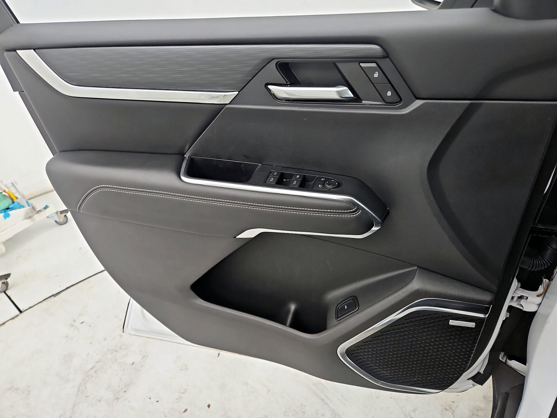 Thumbnail: 2025 GMC Acadia - 12