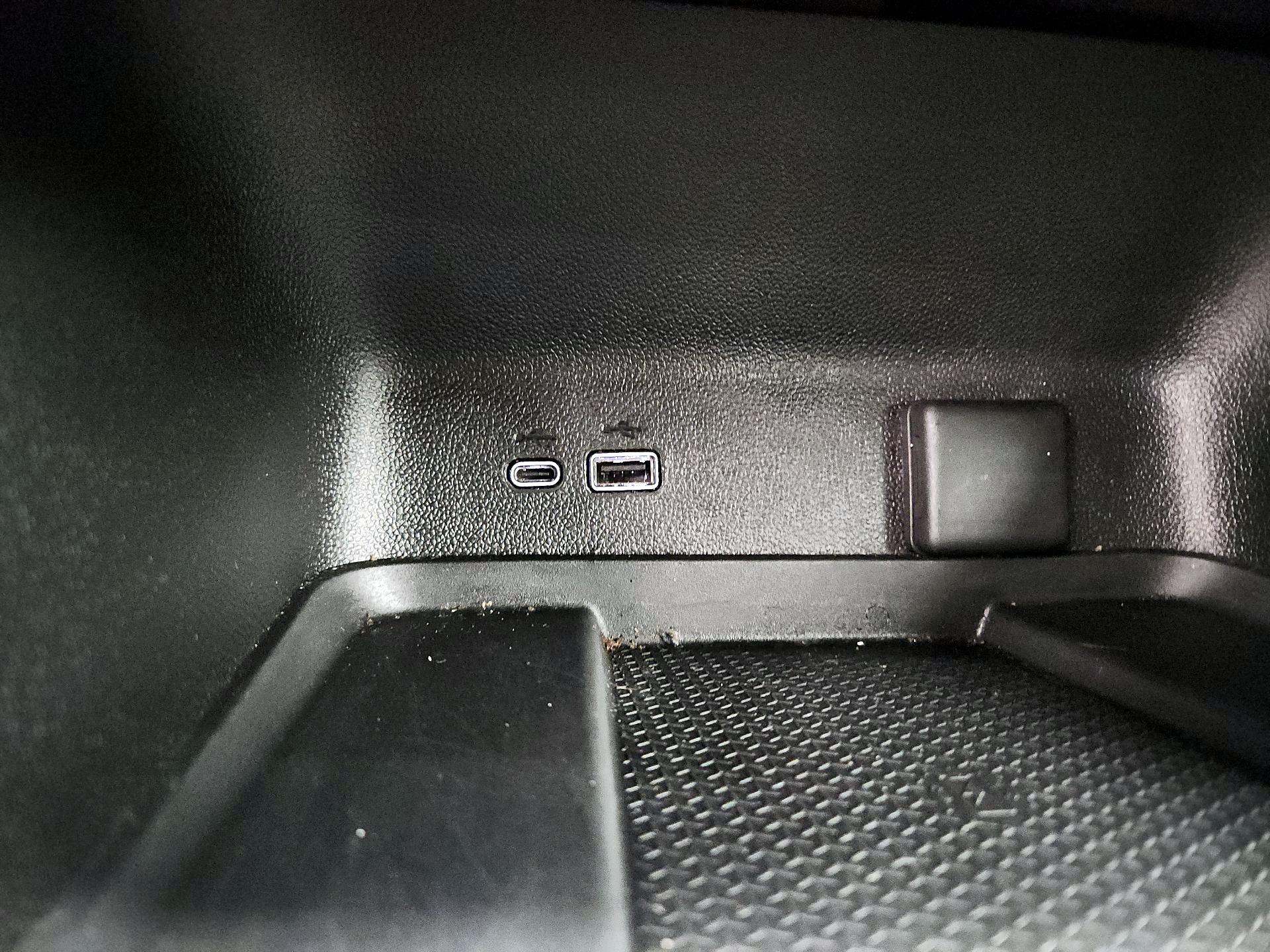 Thumbnail: 2025 Chevrolet Traverse - 19