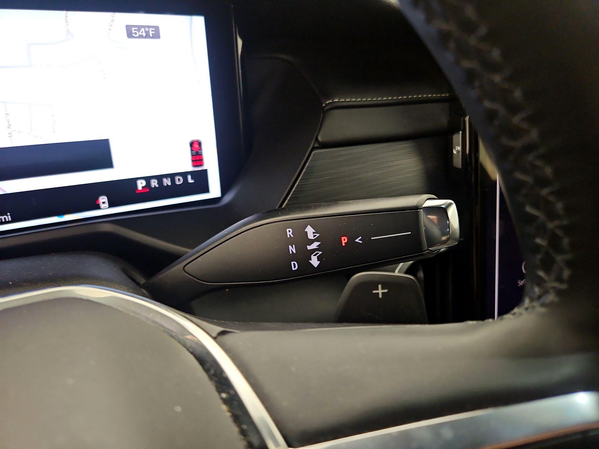 Thumbnail: 2025 GMC Acadia - 18