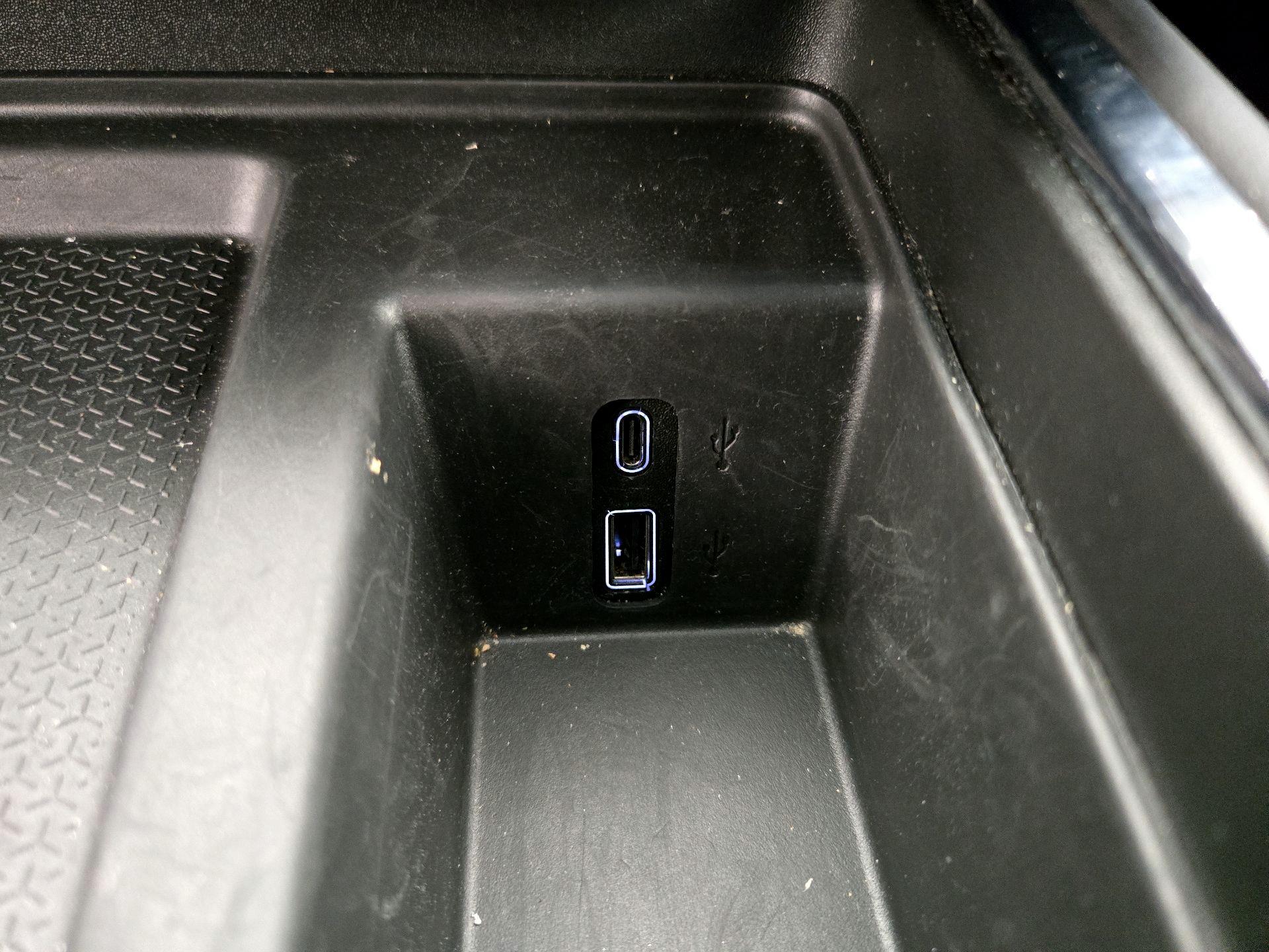 Thumbnail: 2025 GMC Acadia - 18