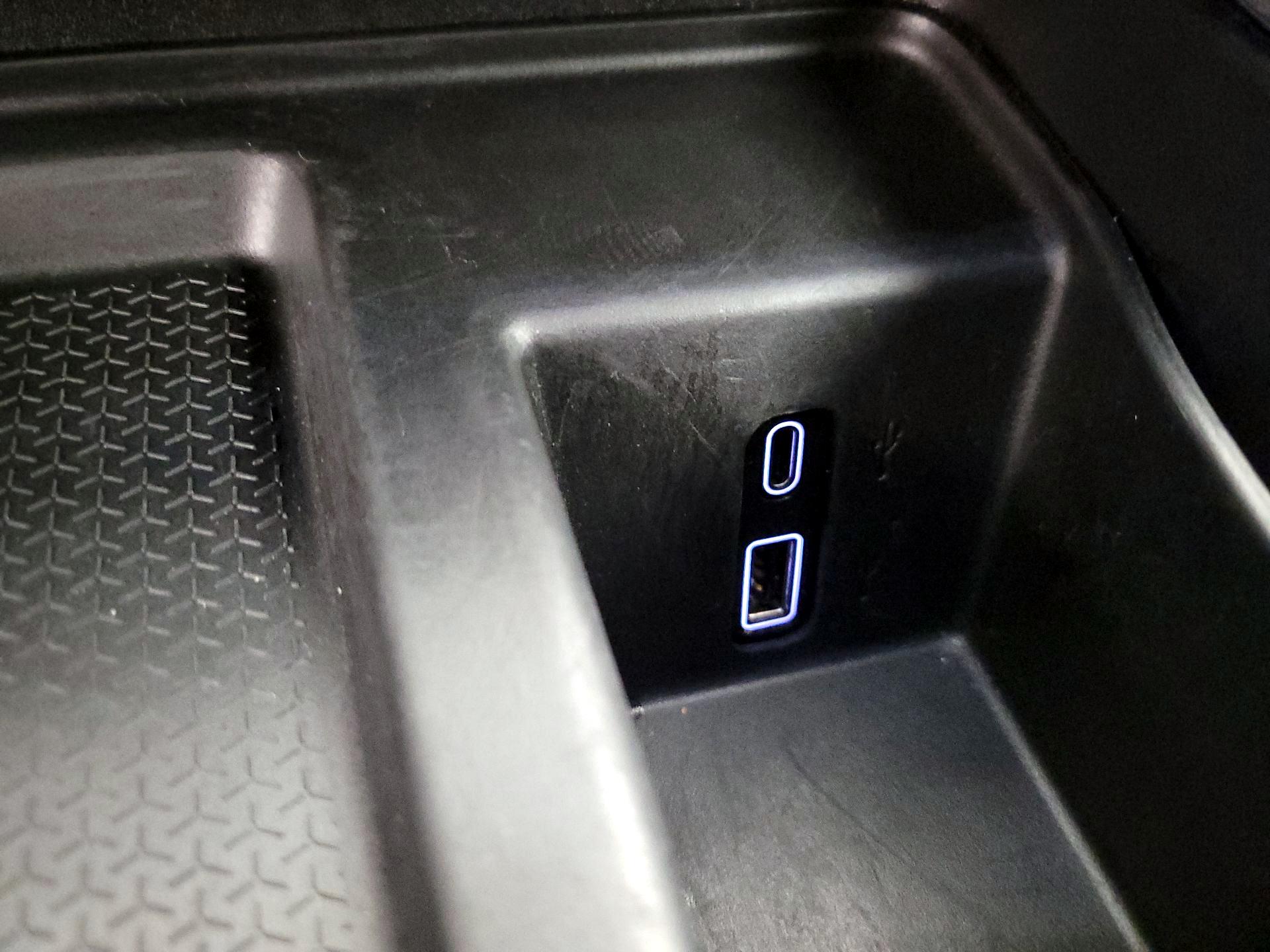 Thumbnail: 2025 GMC Acadia - 19