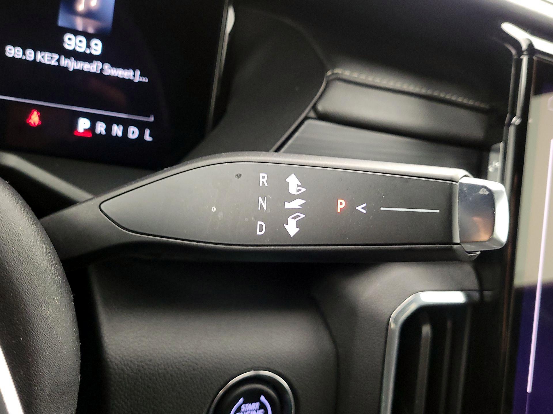 Thumbnail: 2025 GMC Acadia - 18