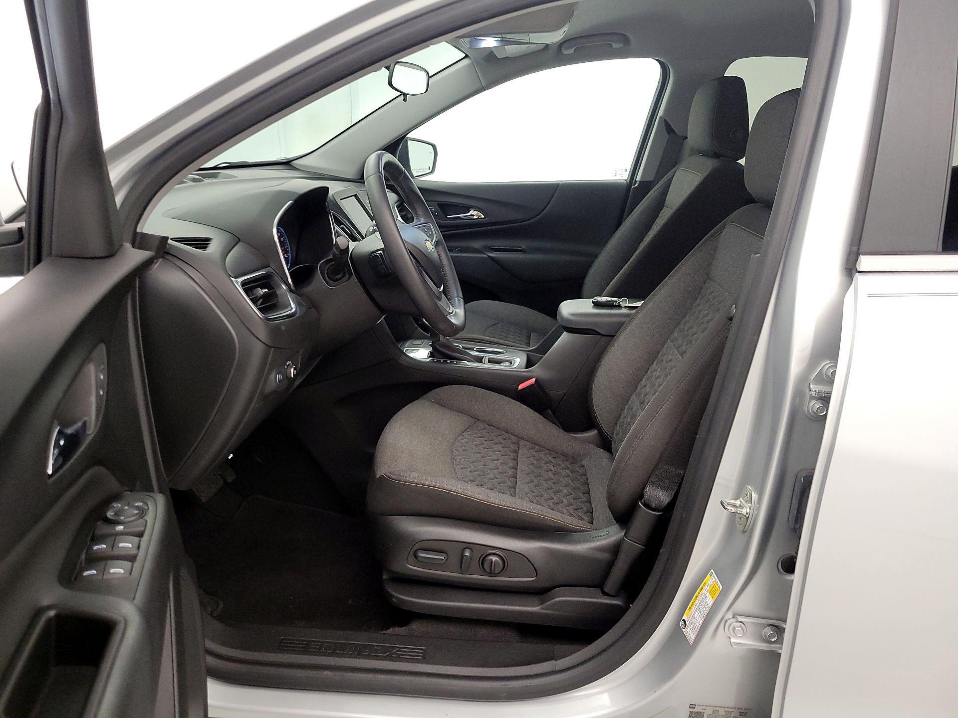 Thumbnail: 2022 Chevrolet Equinox - 11