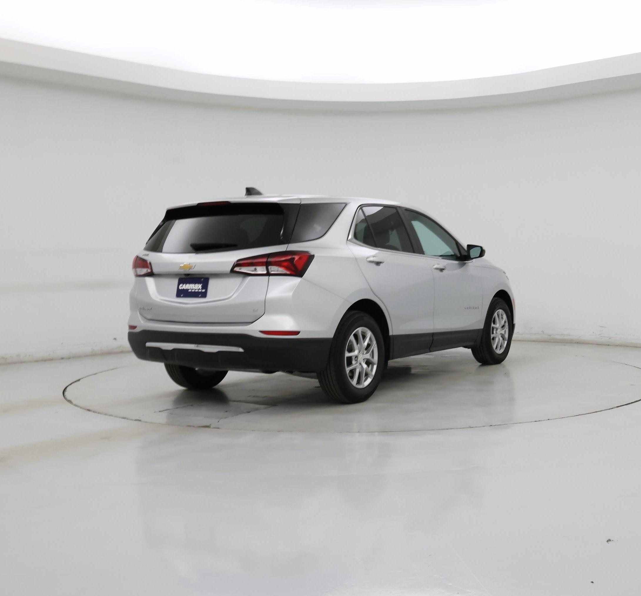 Thumbnail: 2022 Chevrolet Equinox - 8