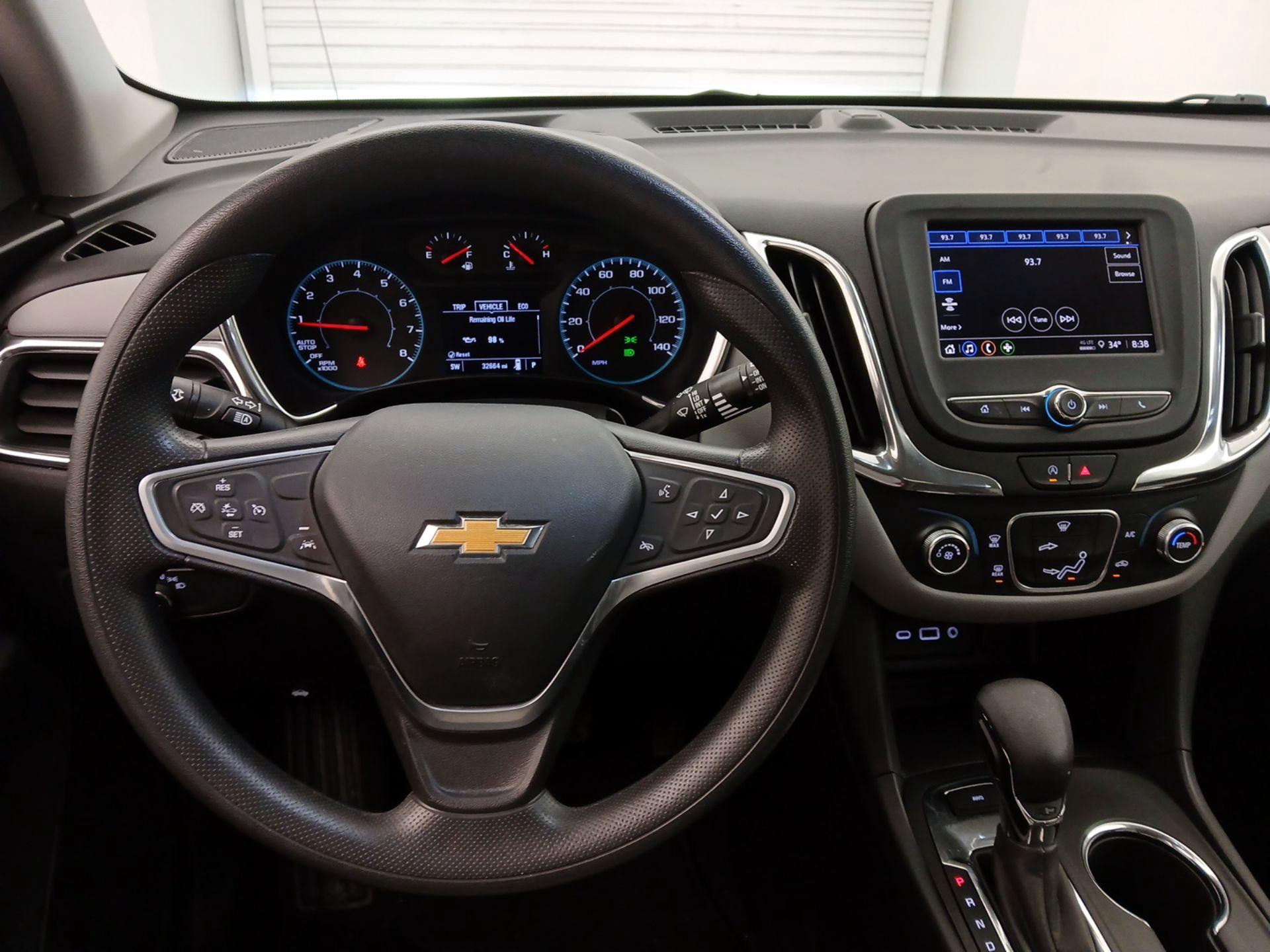 Thumbnail: 2022 Chevrolet Equinox - 10