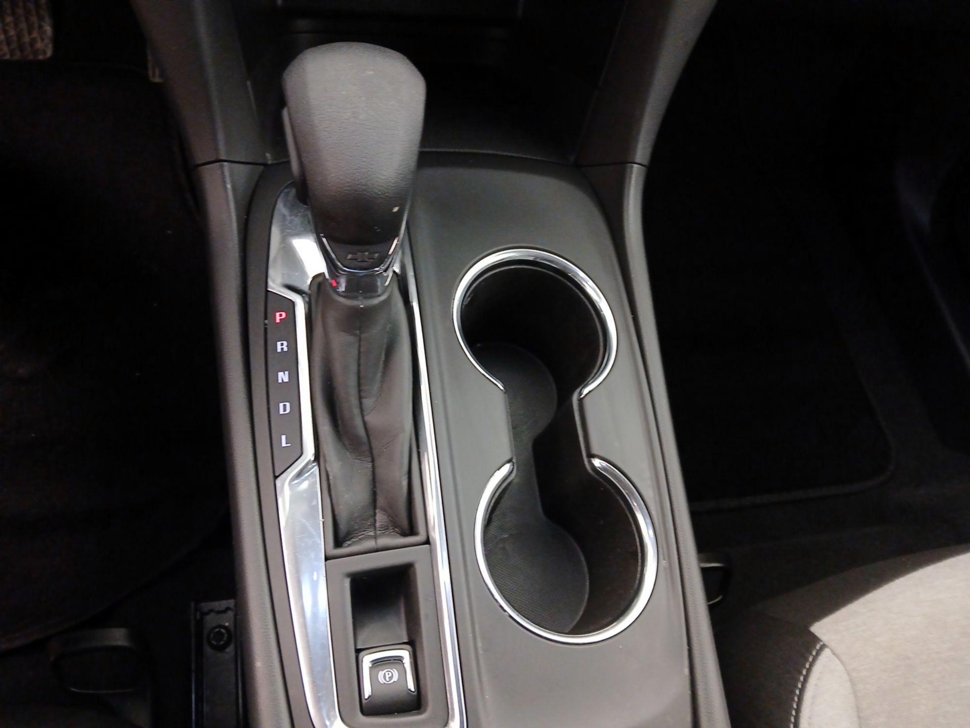 Thumbnail: 2022 Chevrolet Equinox - 17