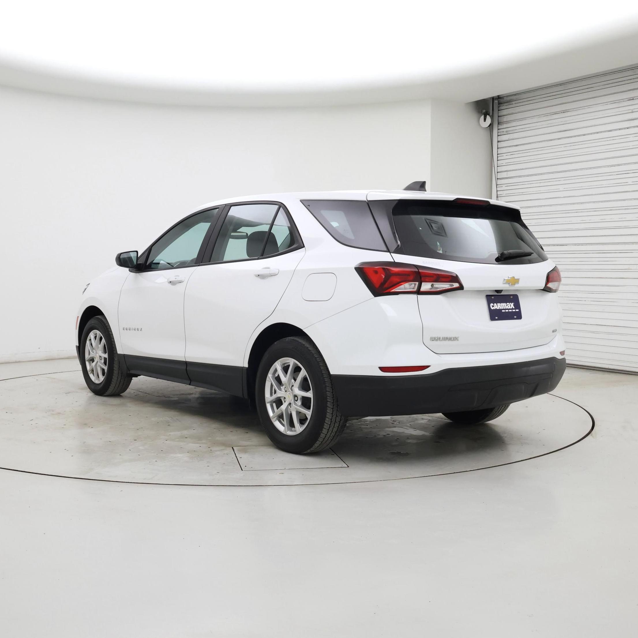 Thumbnail: 2022 Chevrolet Equinox - 2